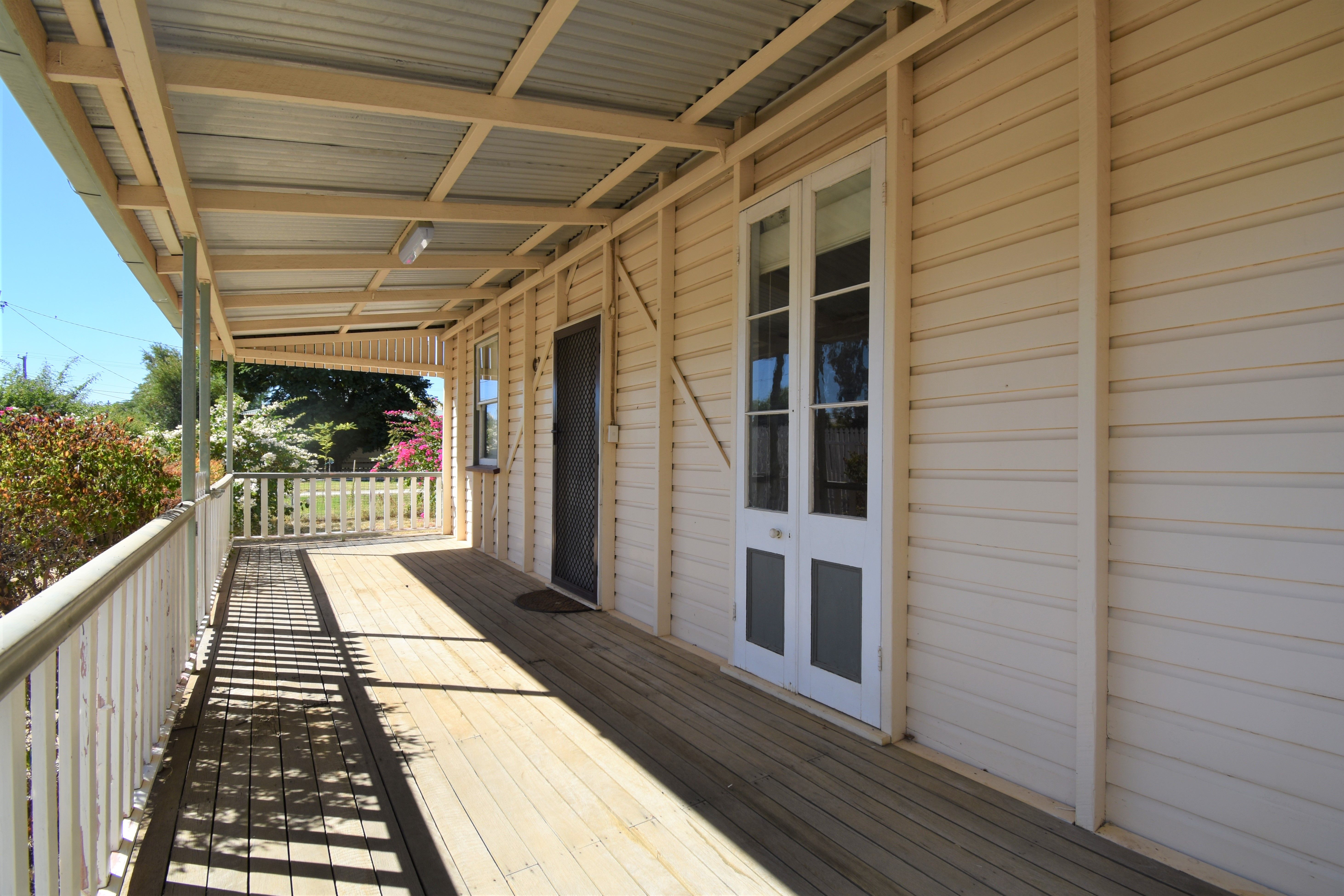 108 Crane Street, Longreach, QLD 4730