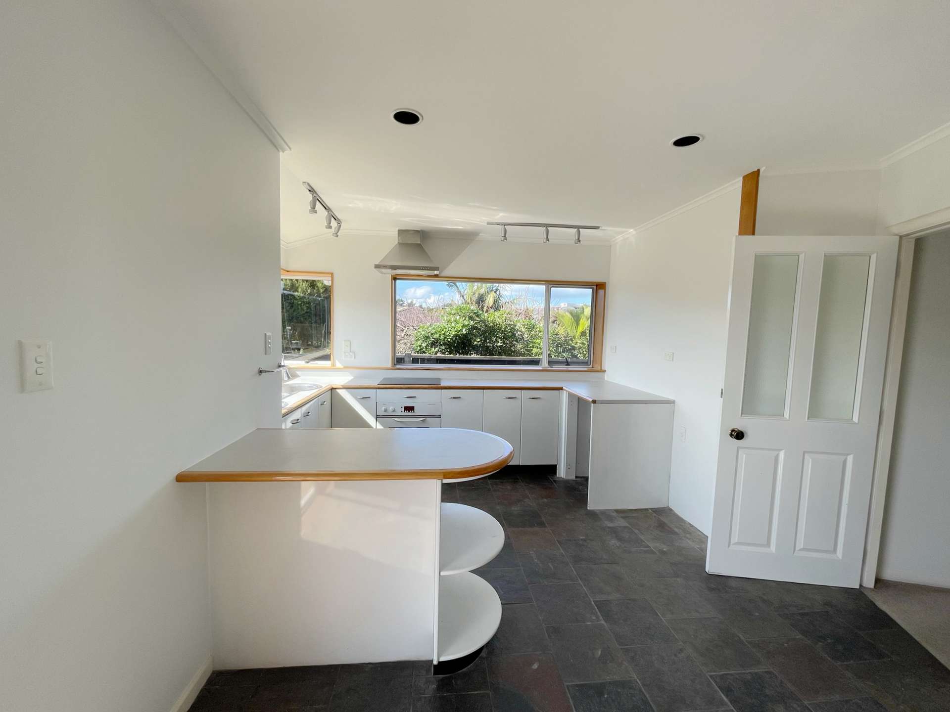 136 Hugh Green Drive photo 1