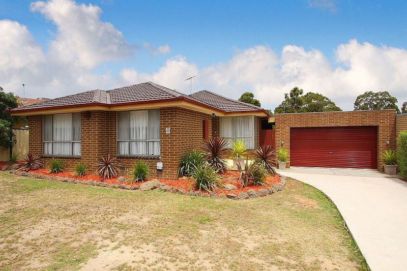 9 Streeton Circuit, Mill Park, VIC 3082