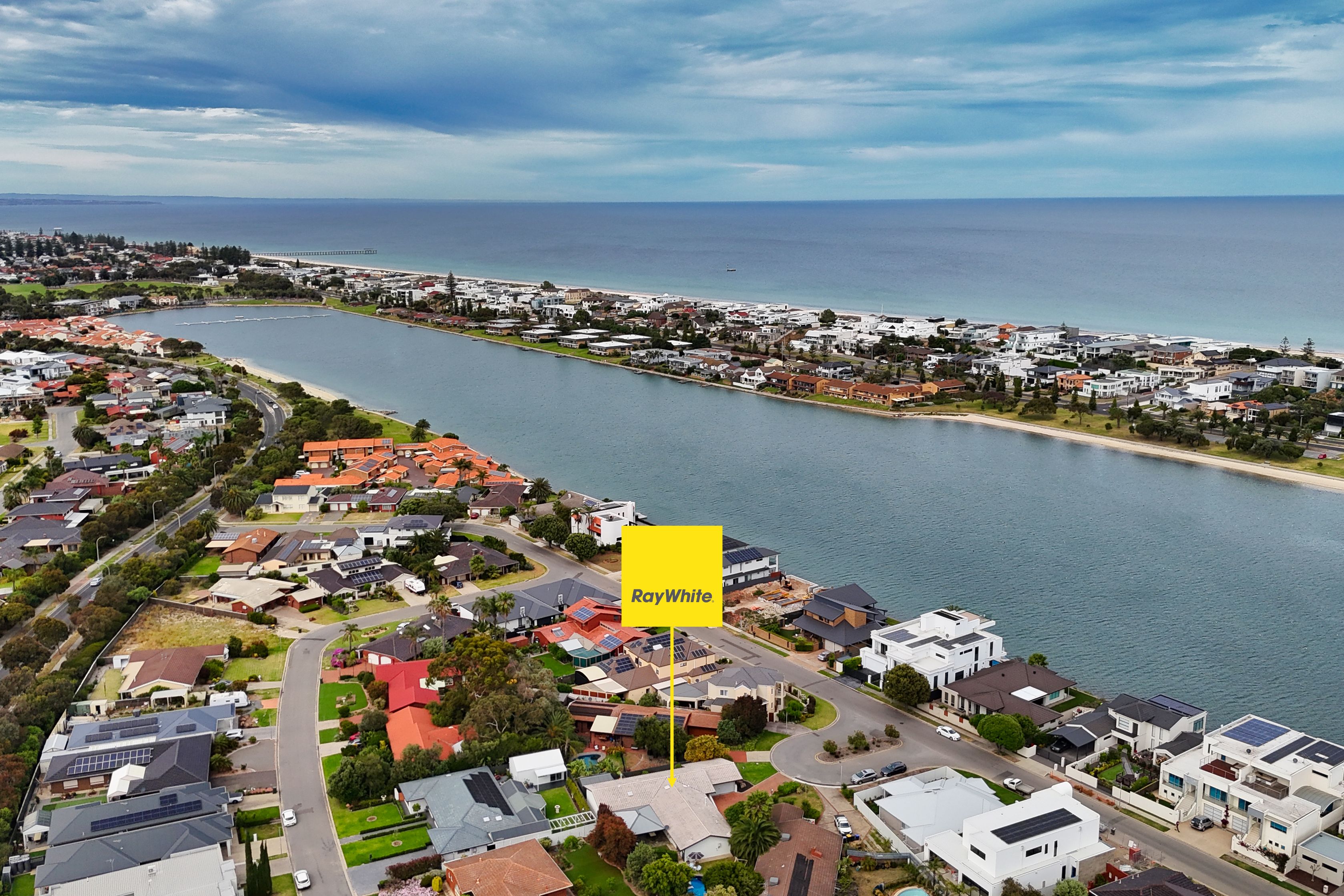 18 Beeston Way, West Lakes, SA 5021