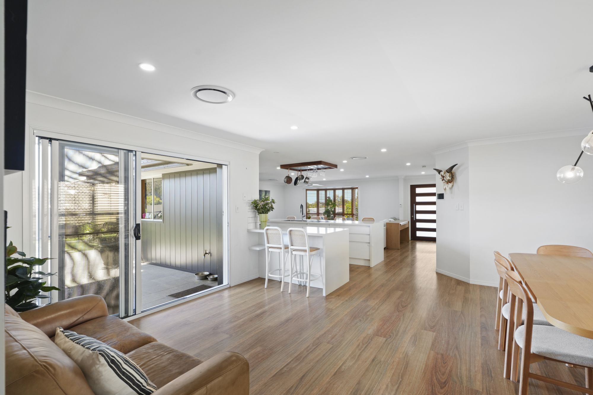 19 Colonial Court — photo 12 of 30