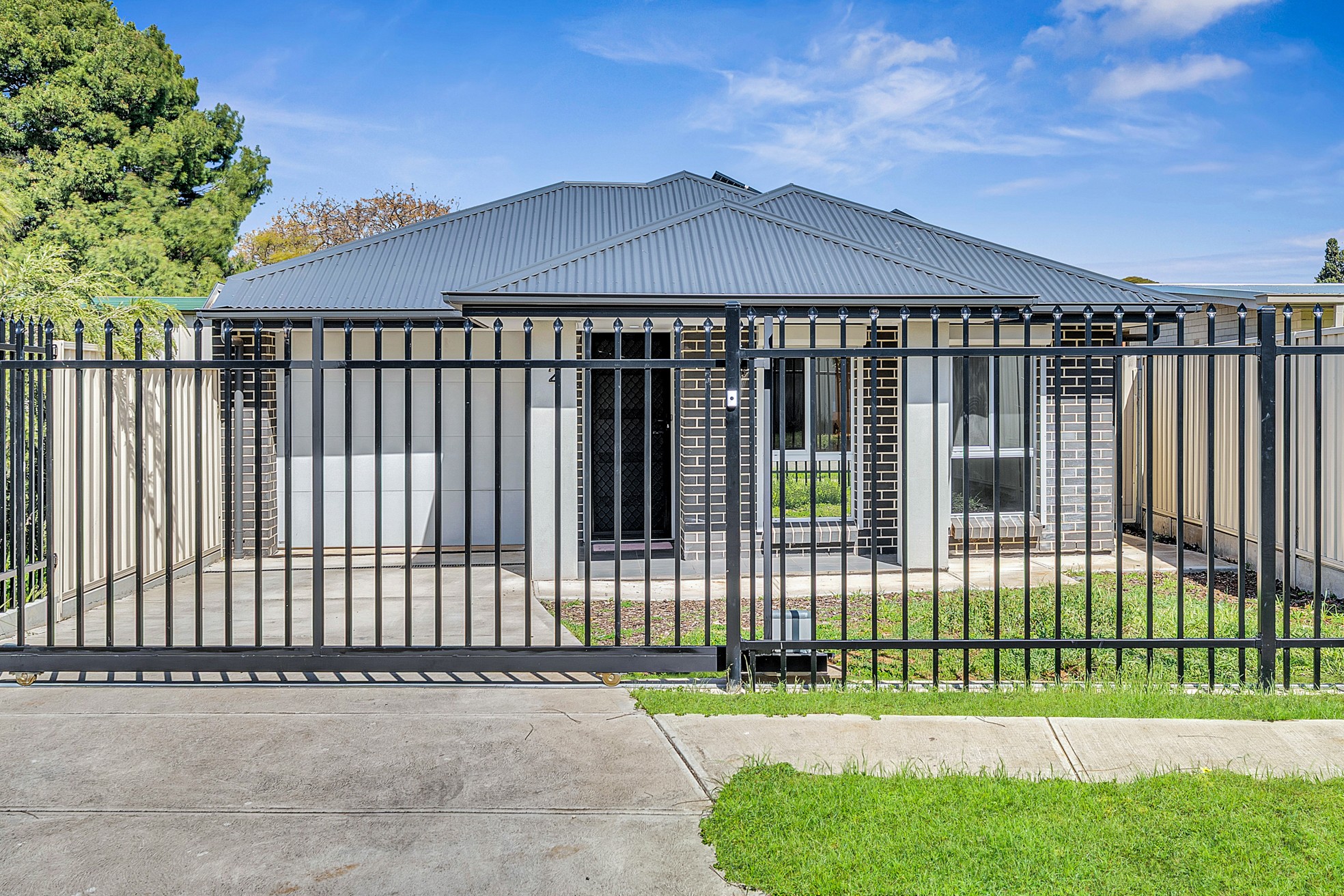 2 Chicklade Street, Elizabeth Vale, SA 5112
