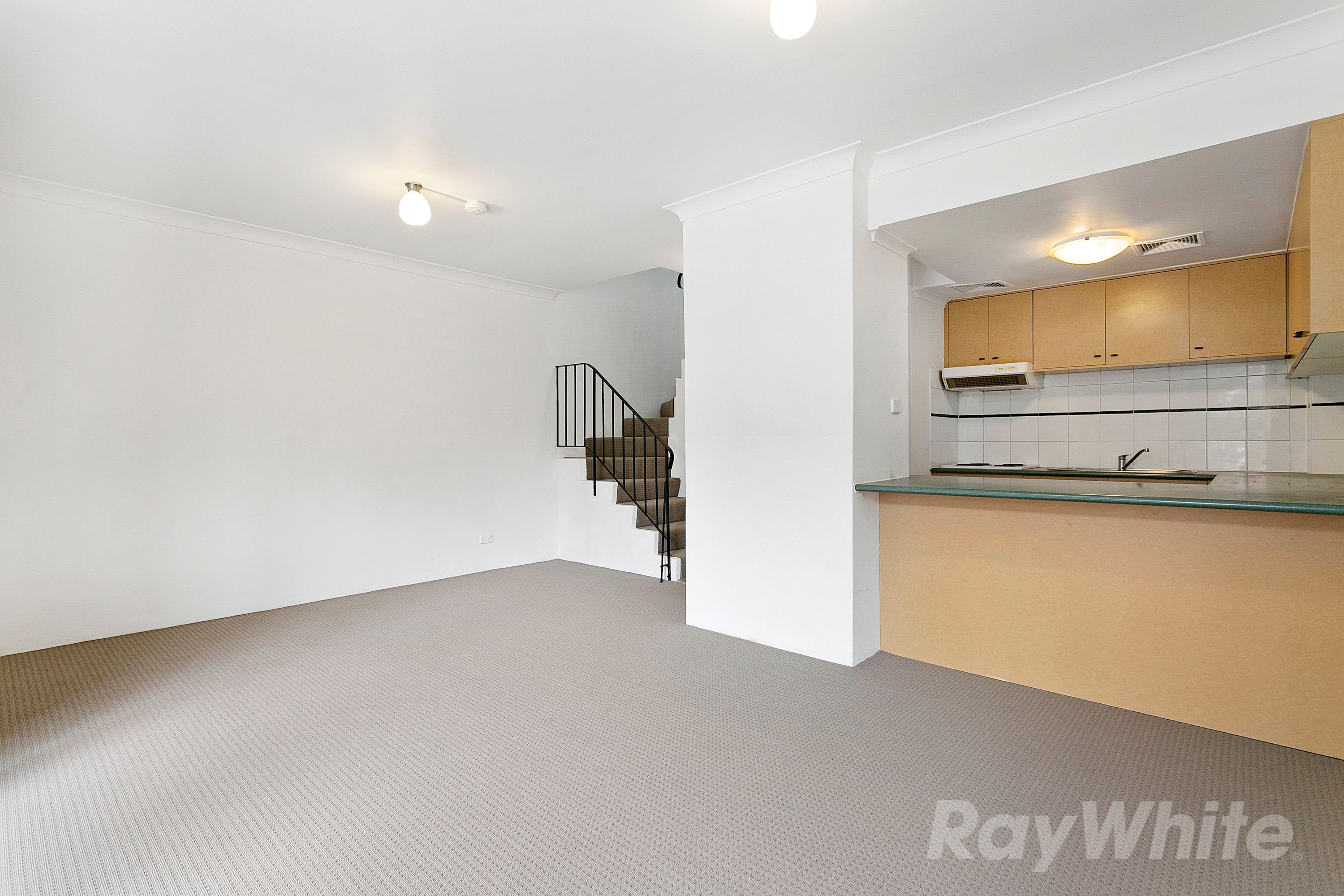 3/181 Missenden Road — photo 10 of 11