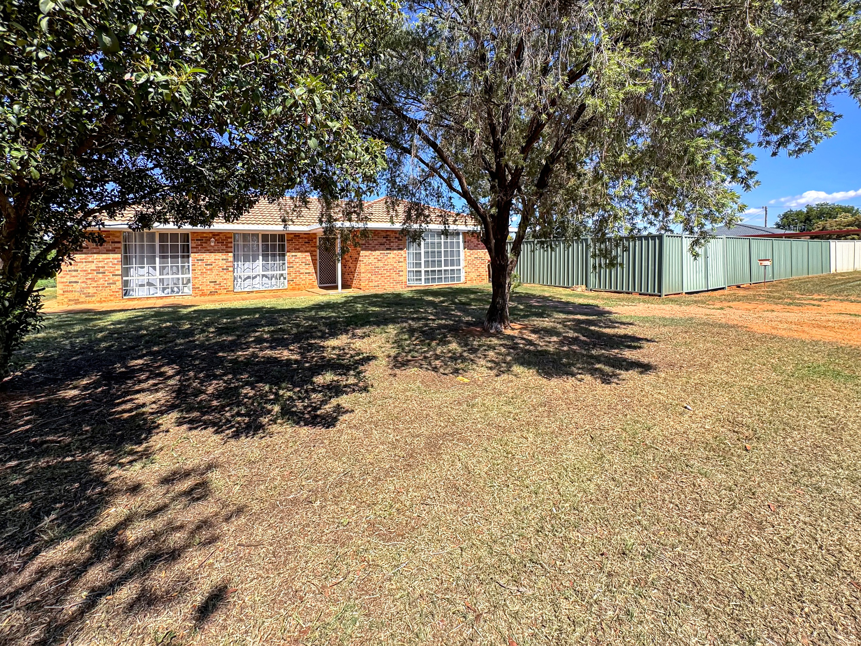 134 Moss Avenue, Narromine, NSW 2821