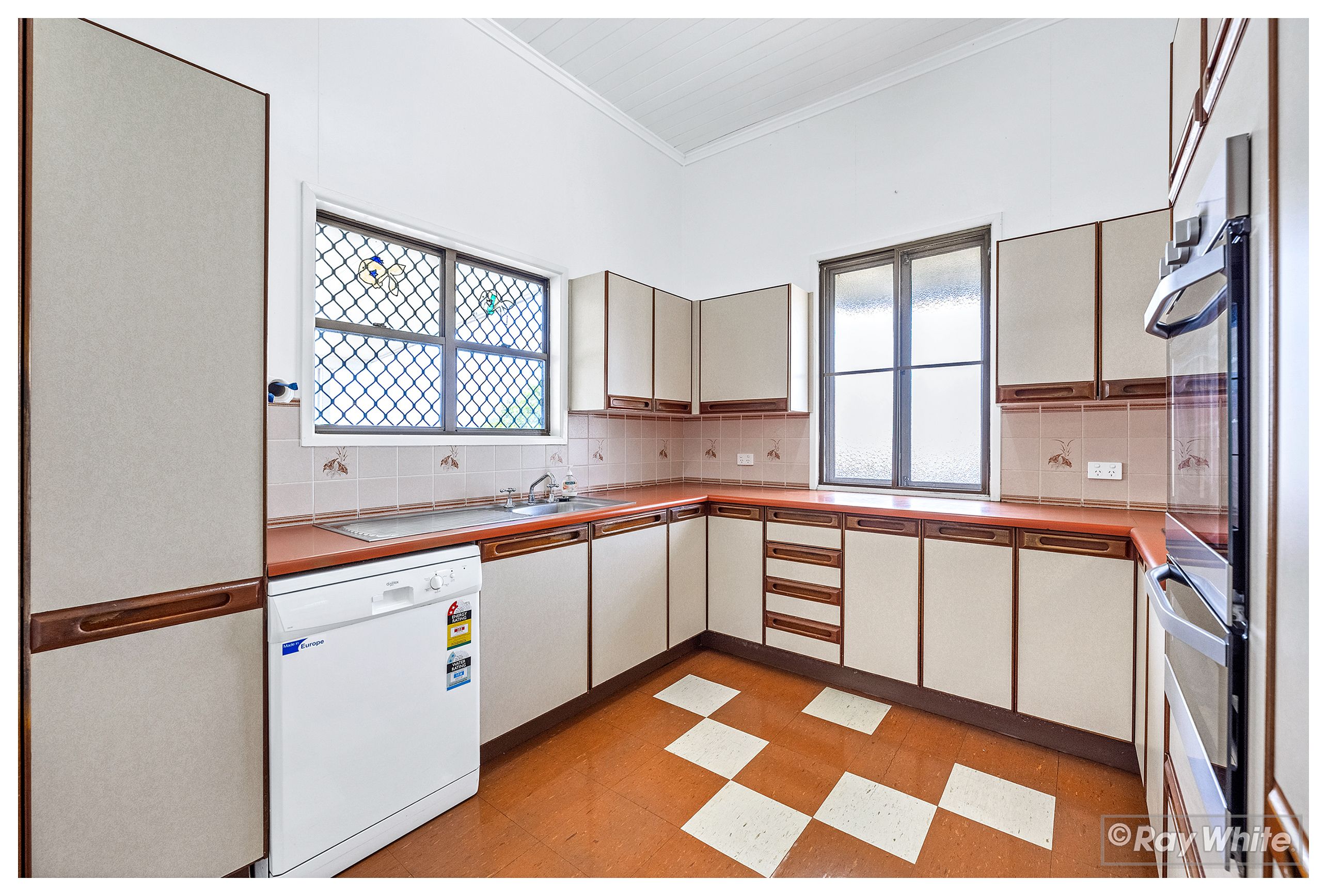 88 Rundle Street, Wandal, QLD 4700