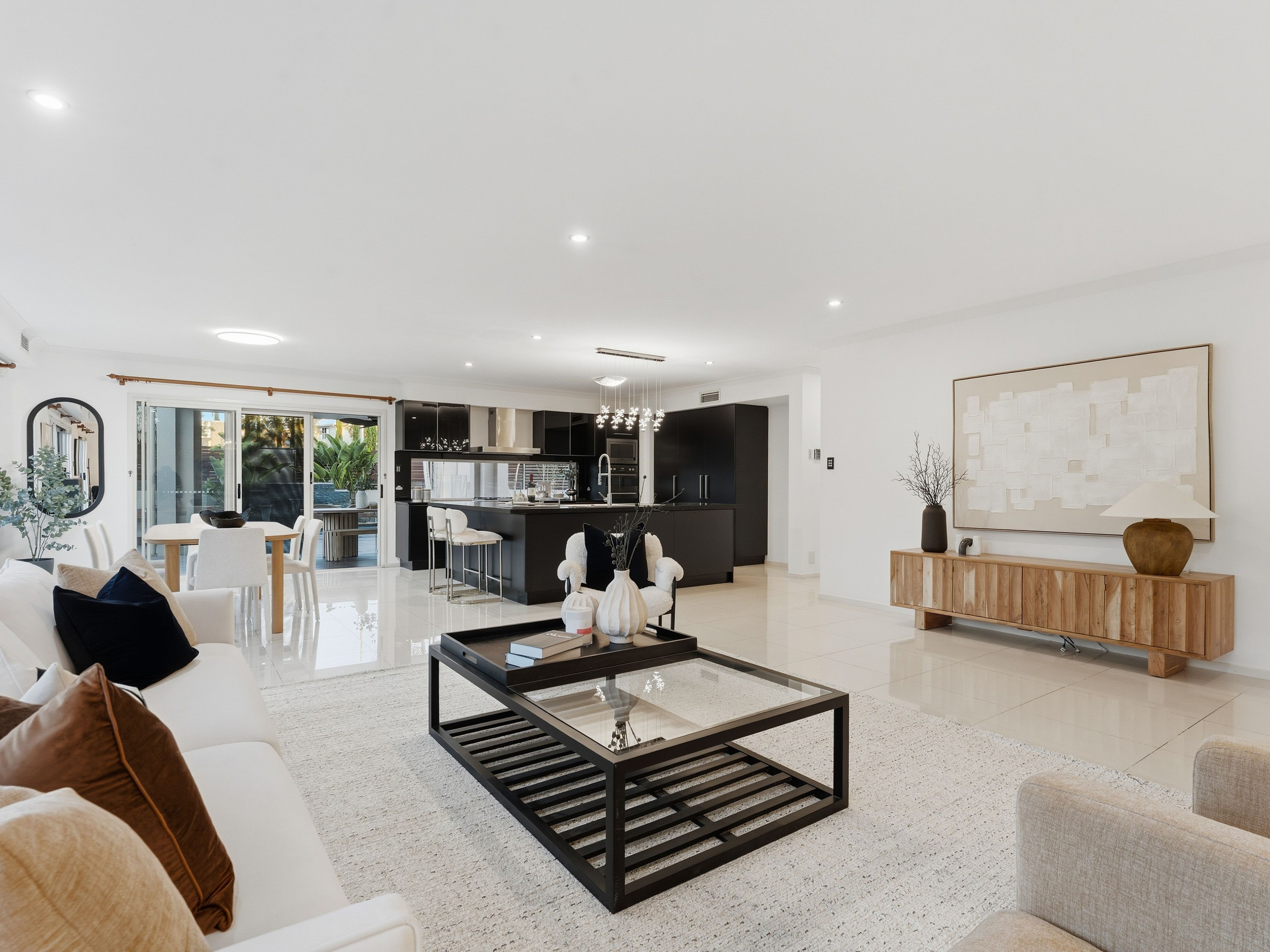 1 Henderson Street — photo 4 of 30