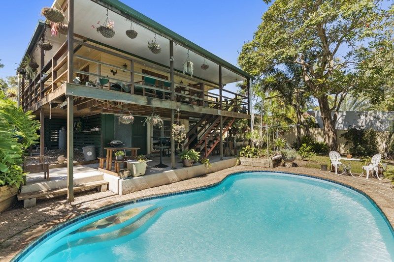 13 Grevillea Drive, Varsity Lakes, QLD 4227