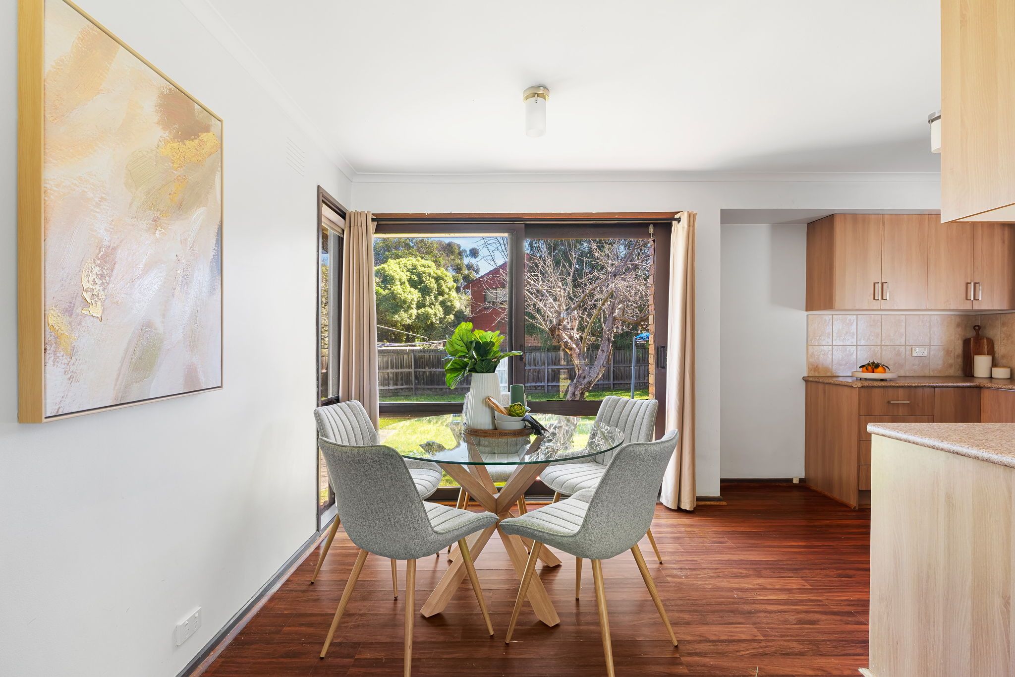 38 Freeman Crescent — photo 4 of 17