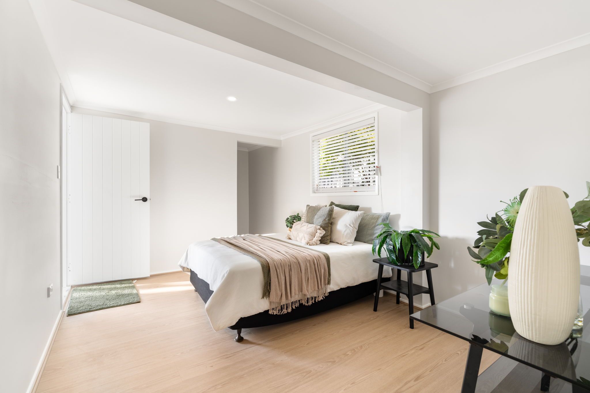 14 Oak Street — photo 10 of 18