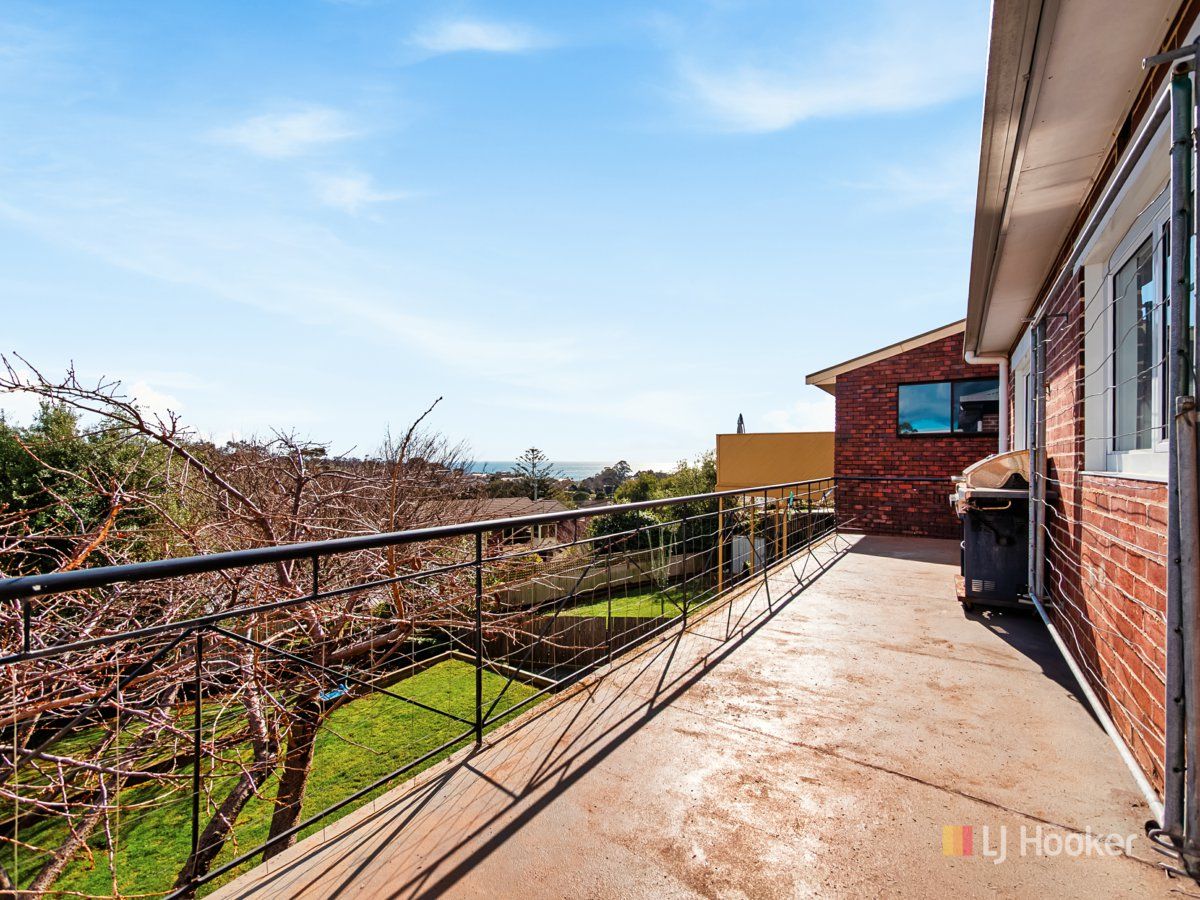 100 View Road — photo 17 of 30