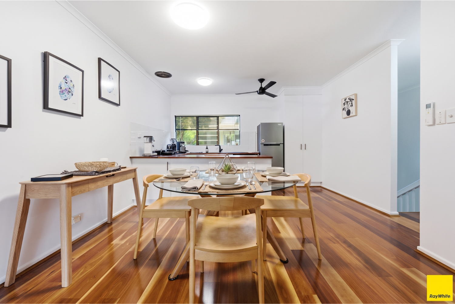 3/13 Amphora Street — photo 3 of 18