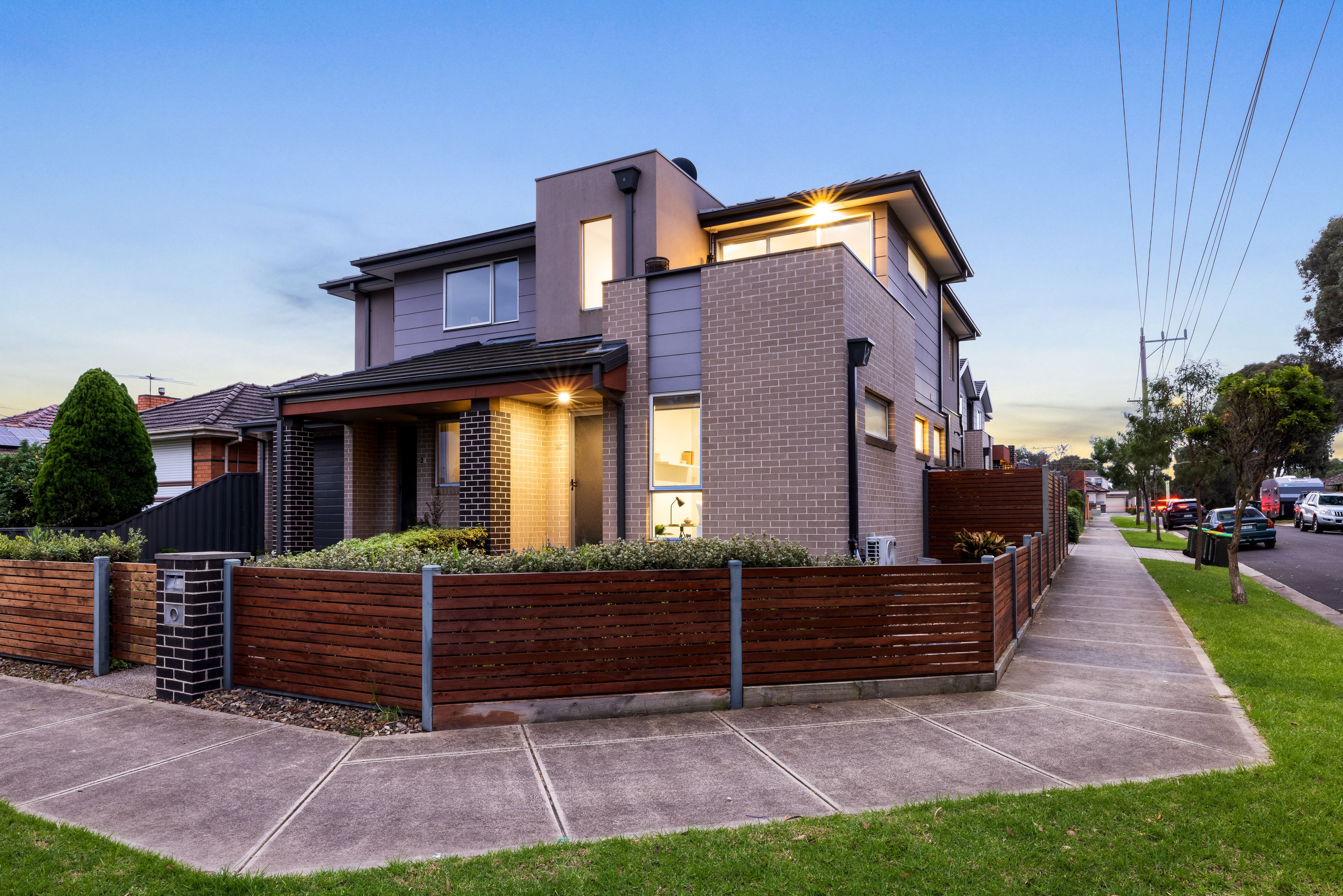2C Hood Crescent, Fawkner, VIC 3060