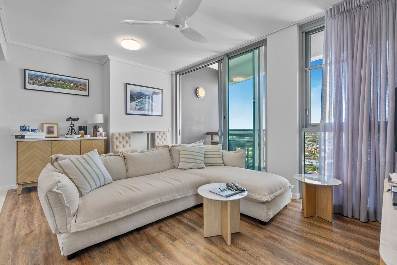 12104/8 Harbour Road, Hamilton, QLD 4007
