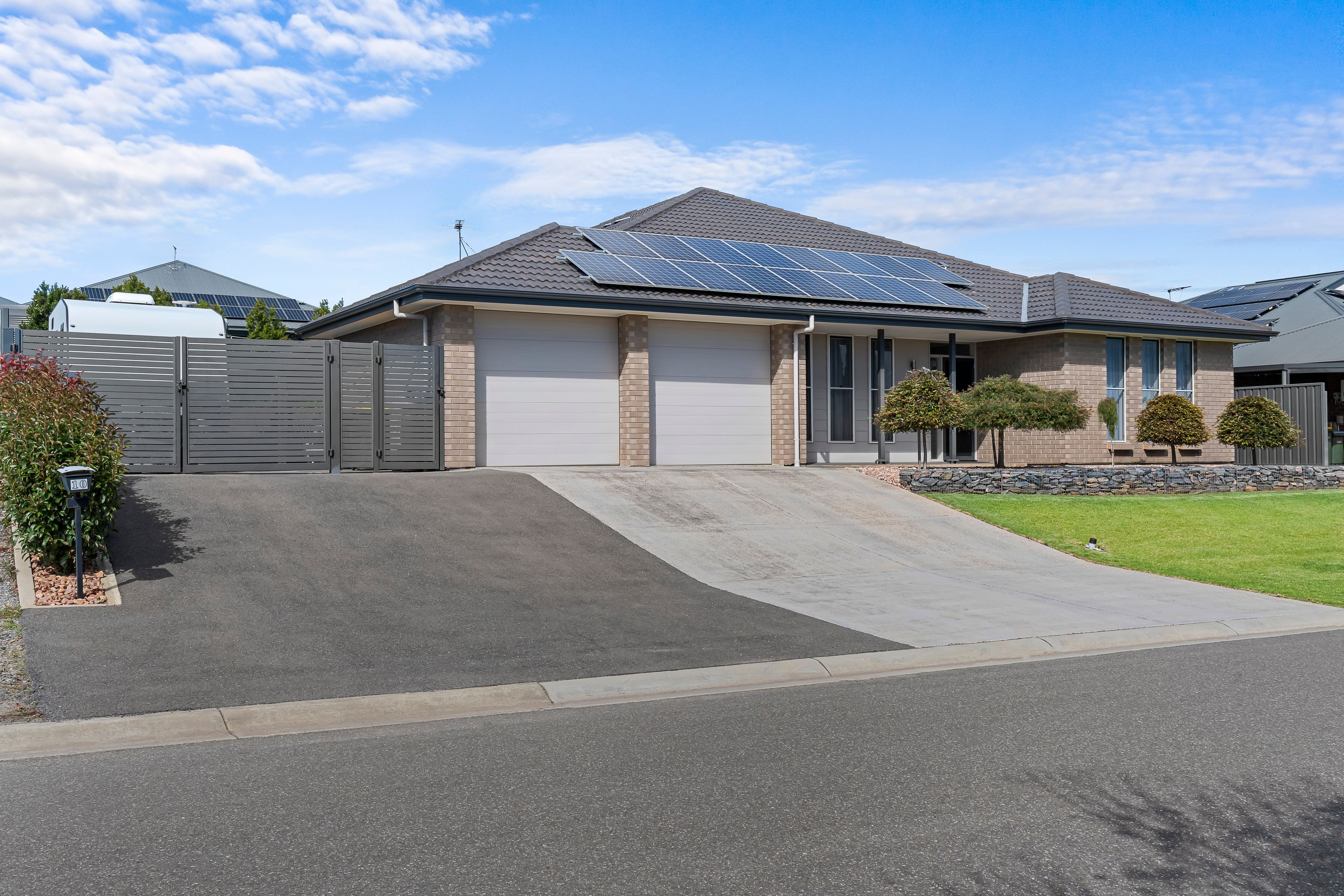 10 Macquarie Parade, Meadows, SA 5201