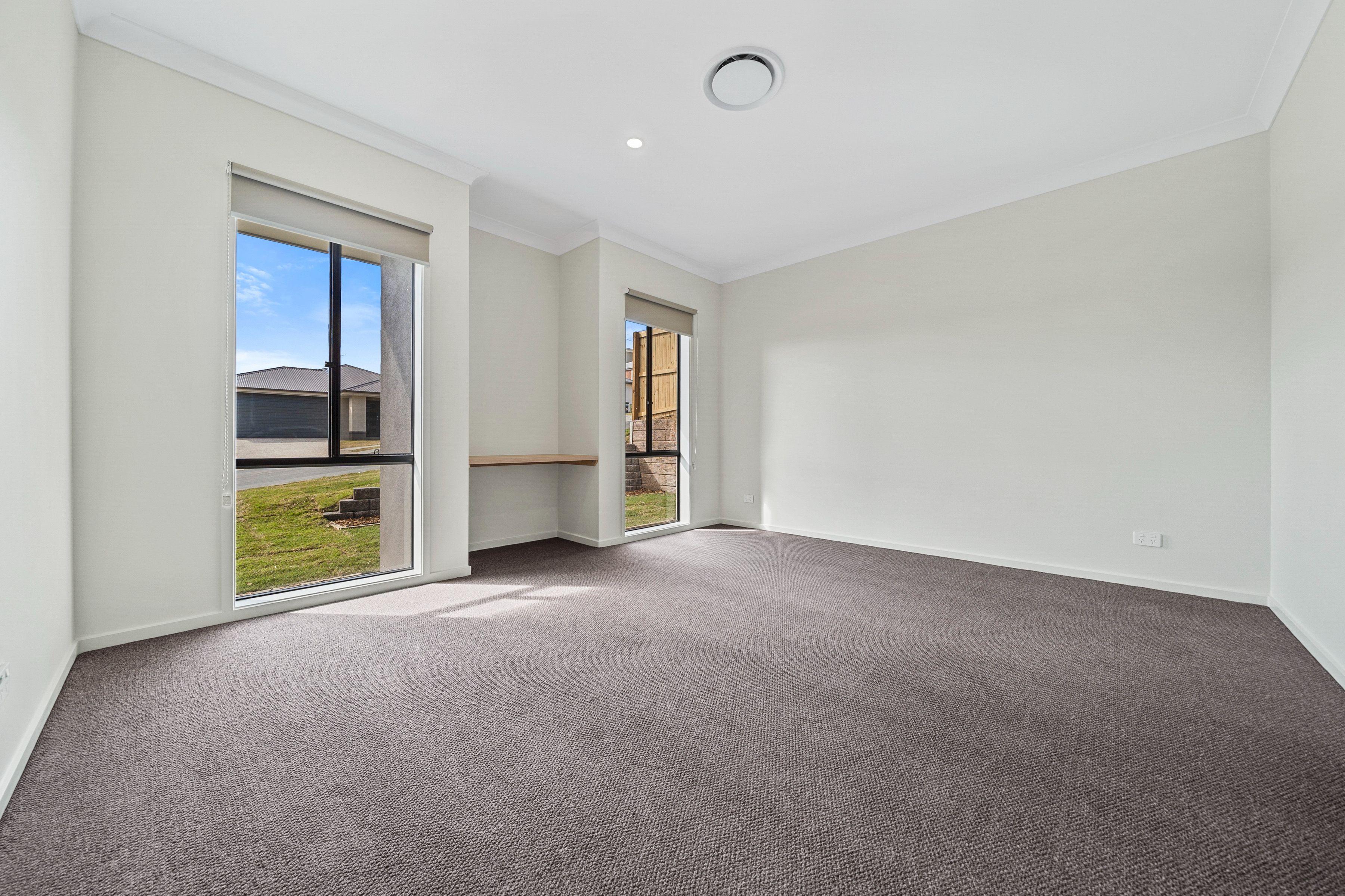 11 Tern Street, Bellbird Park, QLD 4300