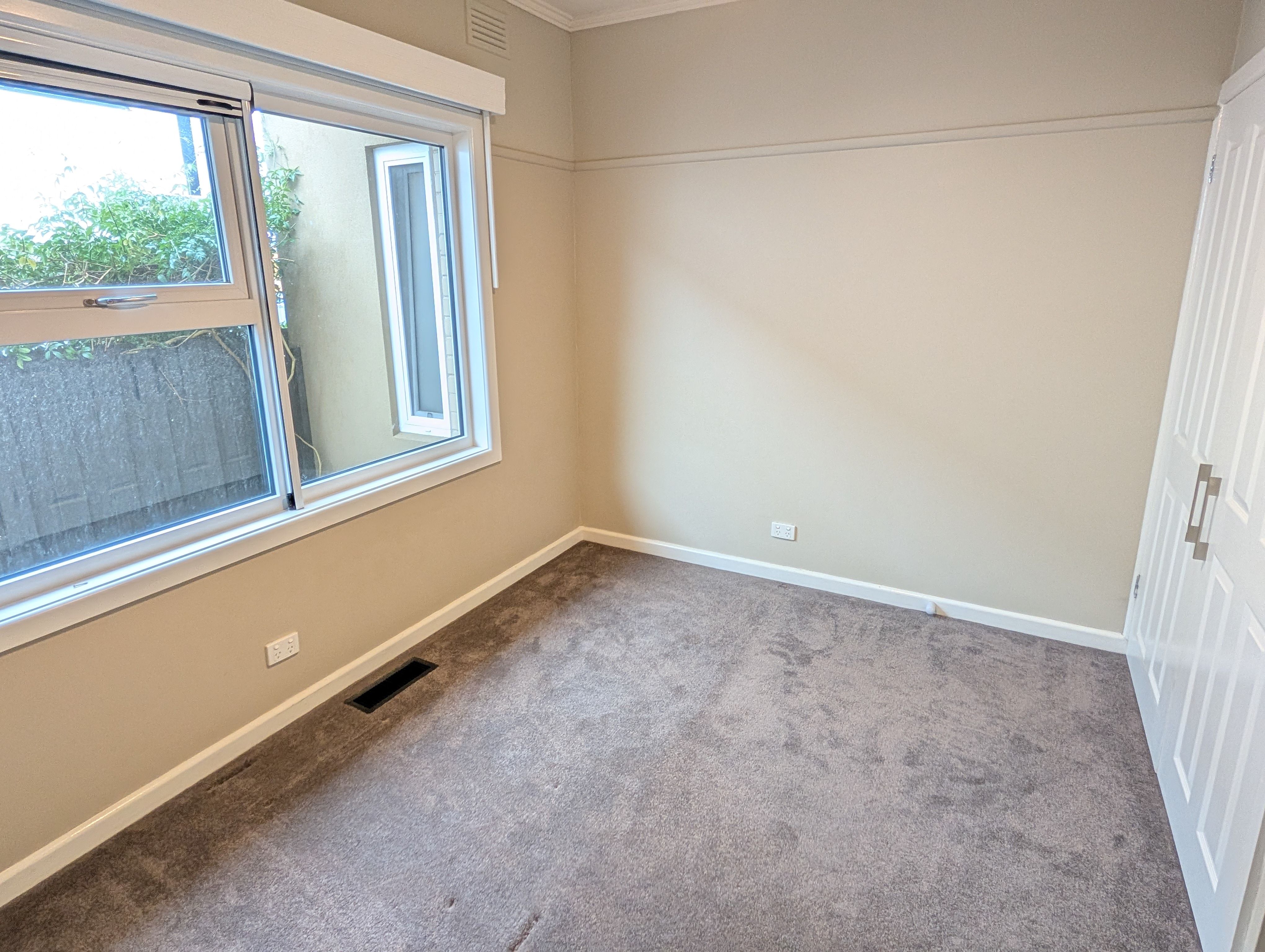 70 Surrey Road — photo 6 of 14