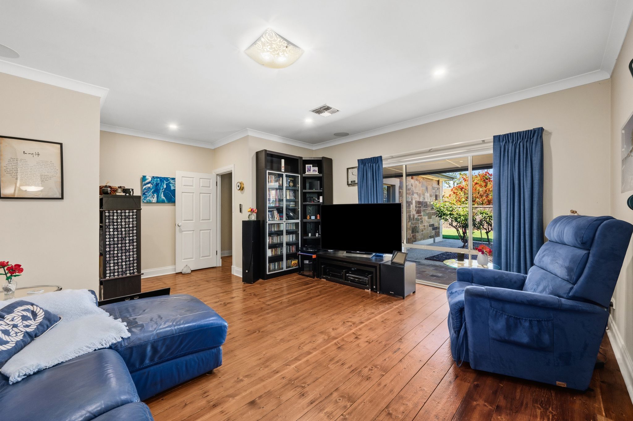 1 Heathcote Street — photo 5 of 17