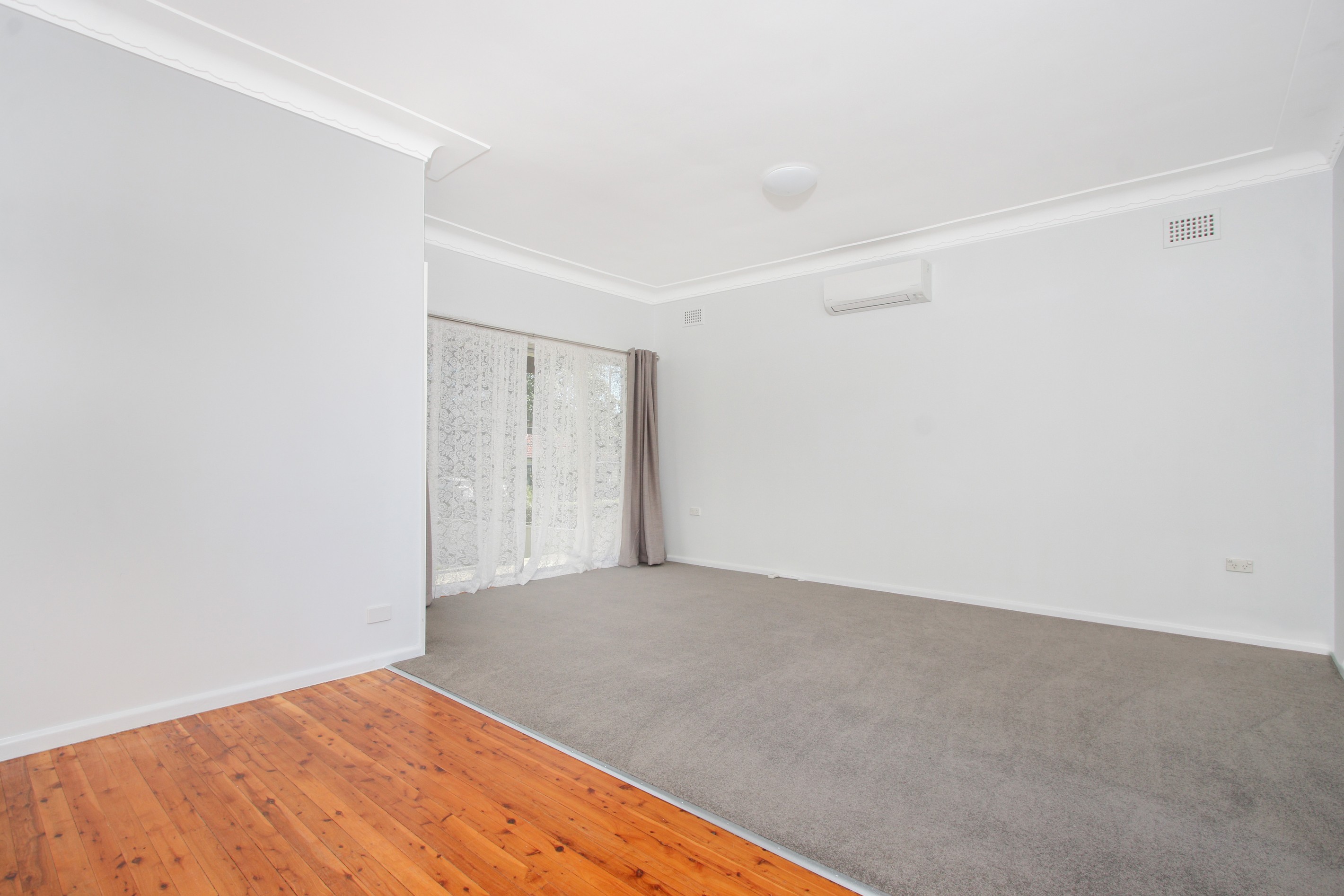 12 Tergur Crescent, Caringbah, NSW 2229