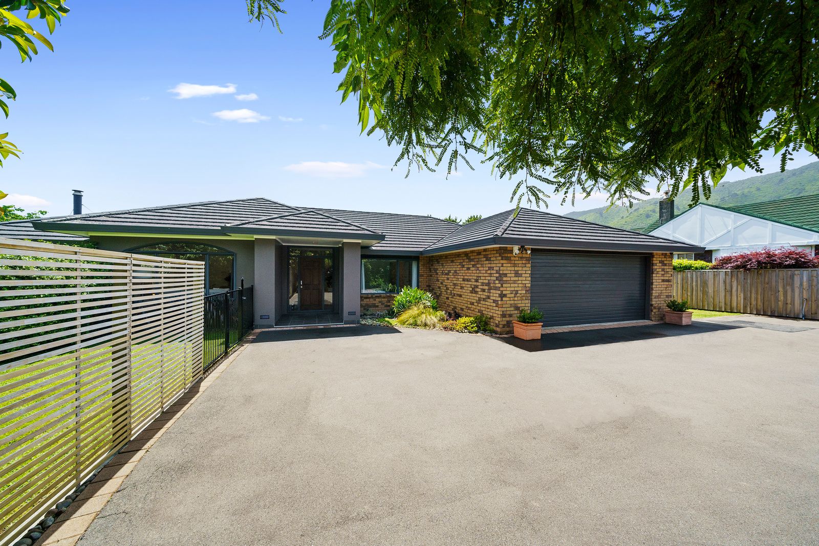 10 Arthur Grove, Waikanae, Kapiti Coast District 5036 Sold House