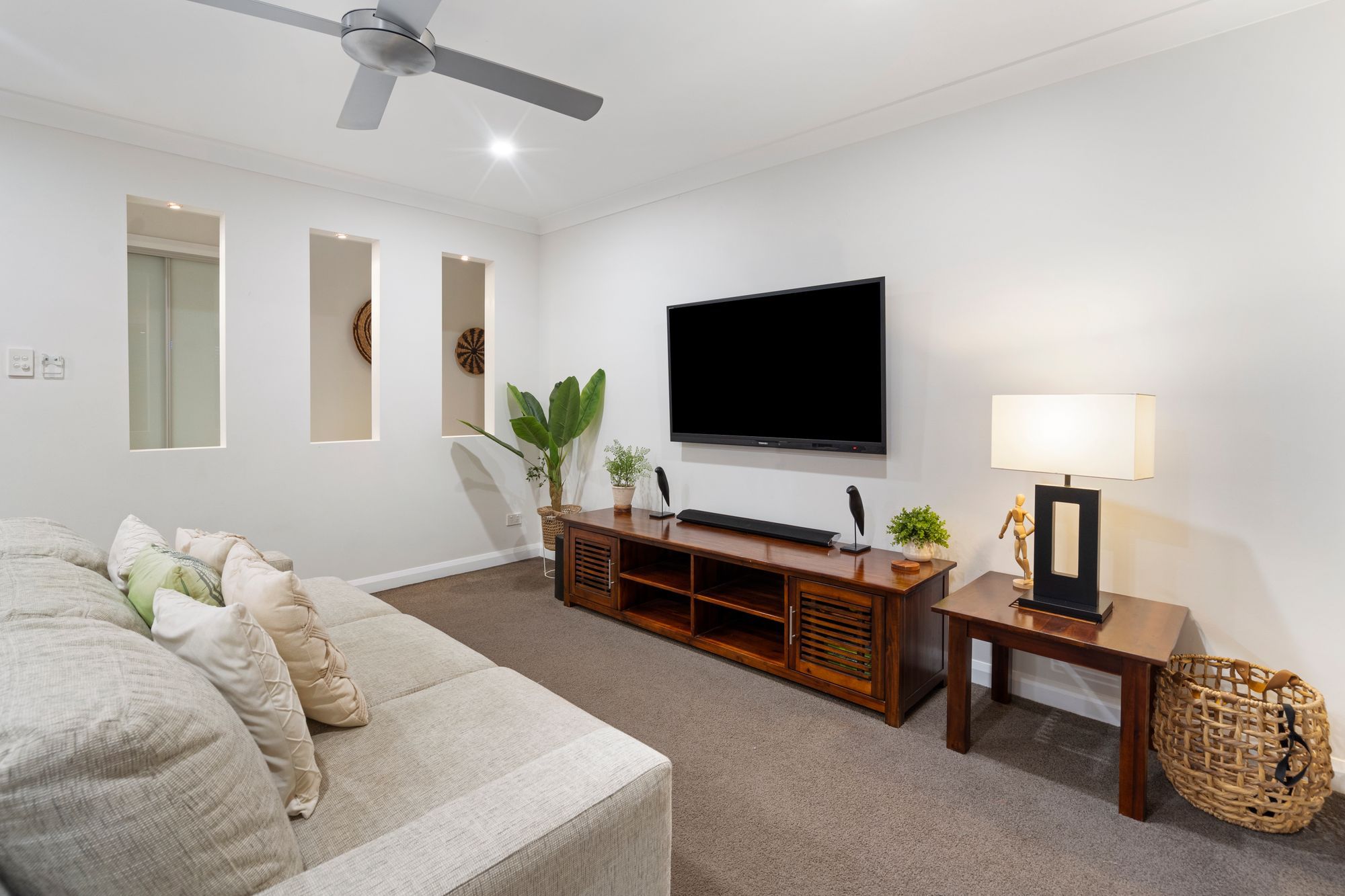 43 Ruth Terrace, Oxenford, QLD 4210