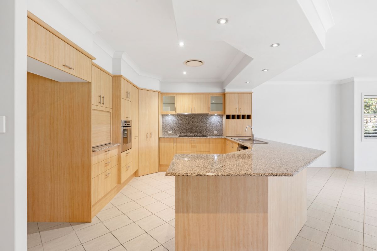 16 Ryder Court, Robina, QLD 4226