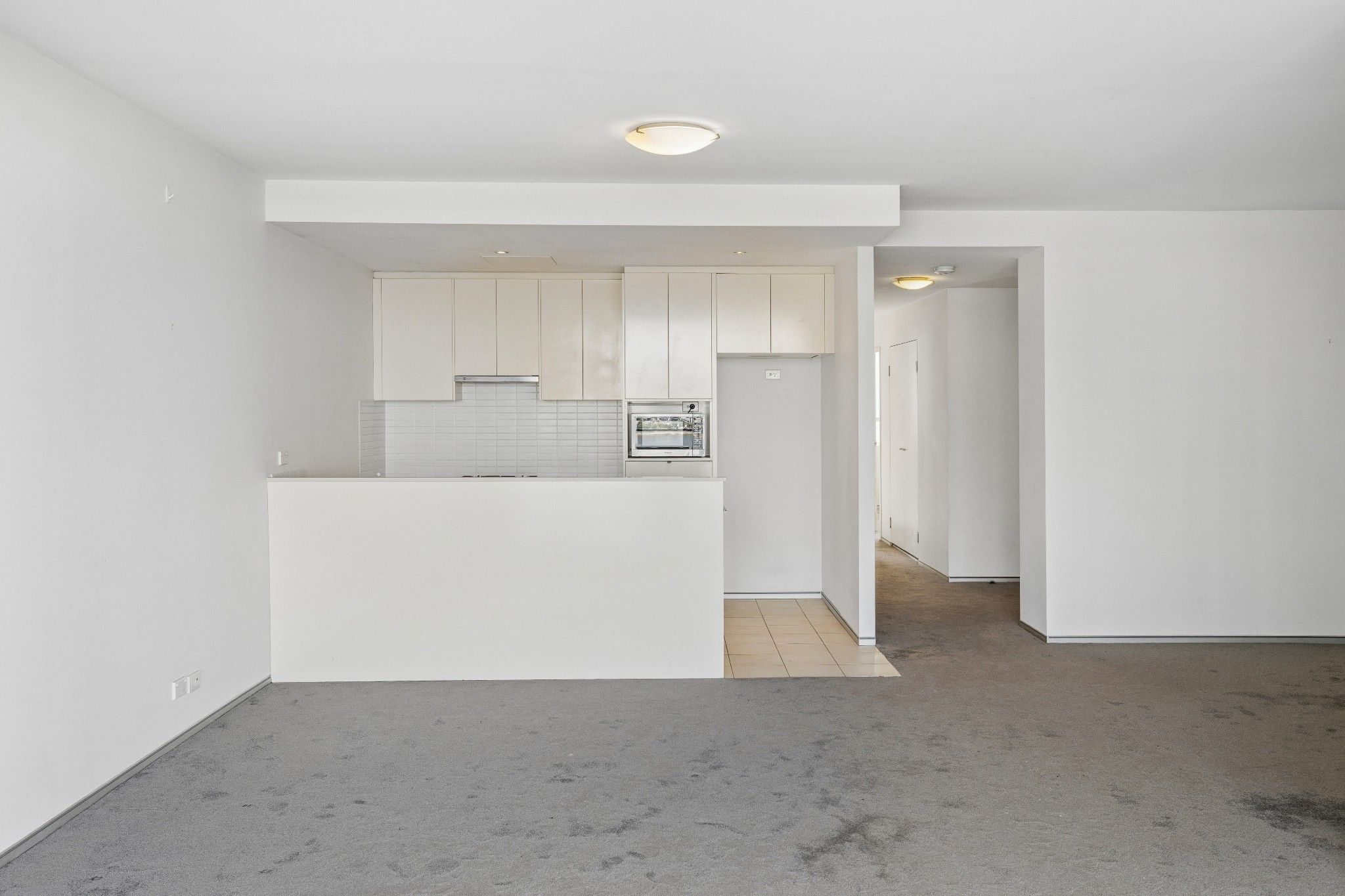 G303/10-16 Marquet Street — photo 9 of 24
