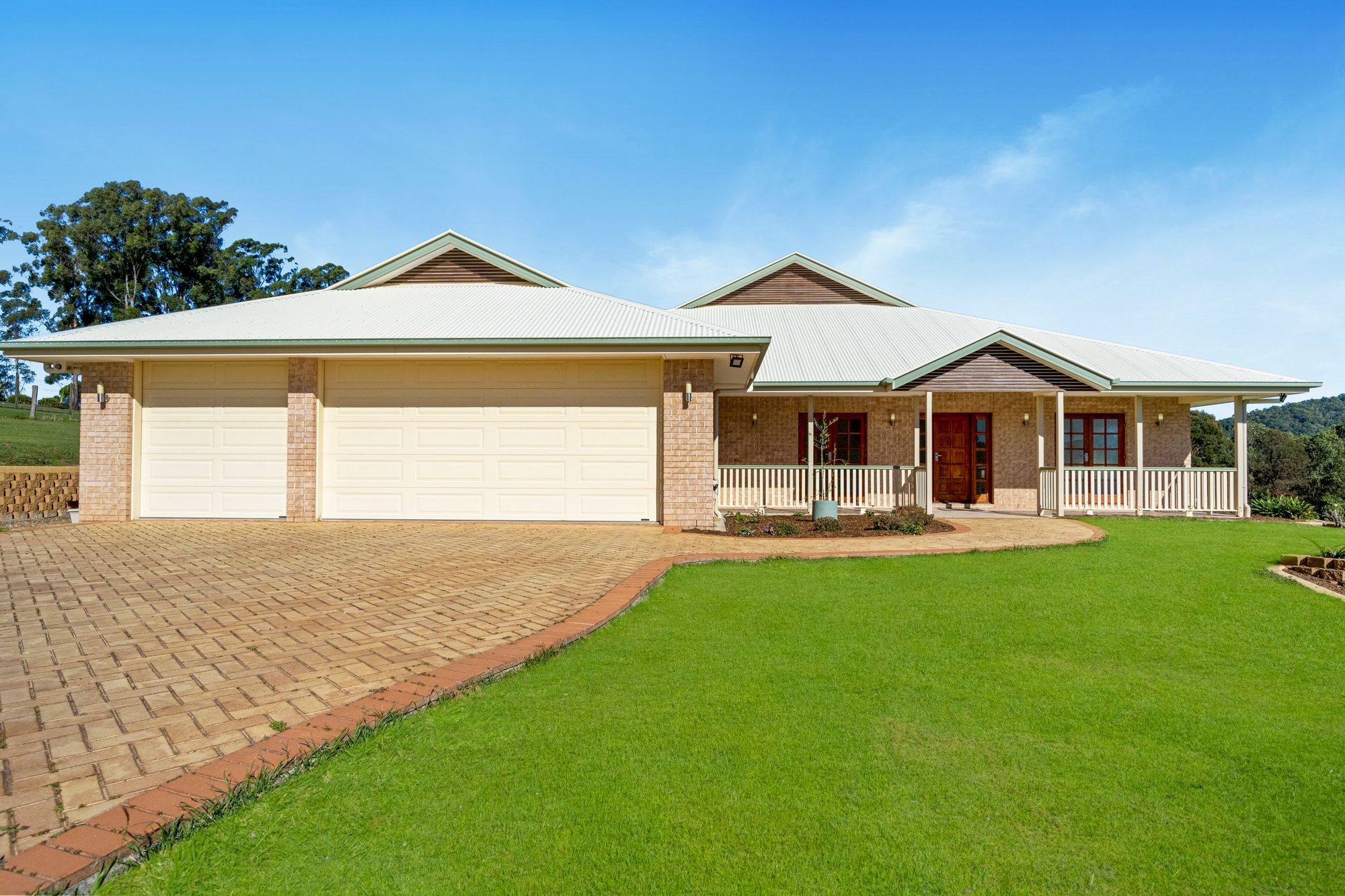15 Ascot Crescent, Samford Valley, QLD 4520