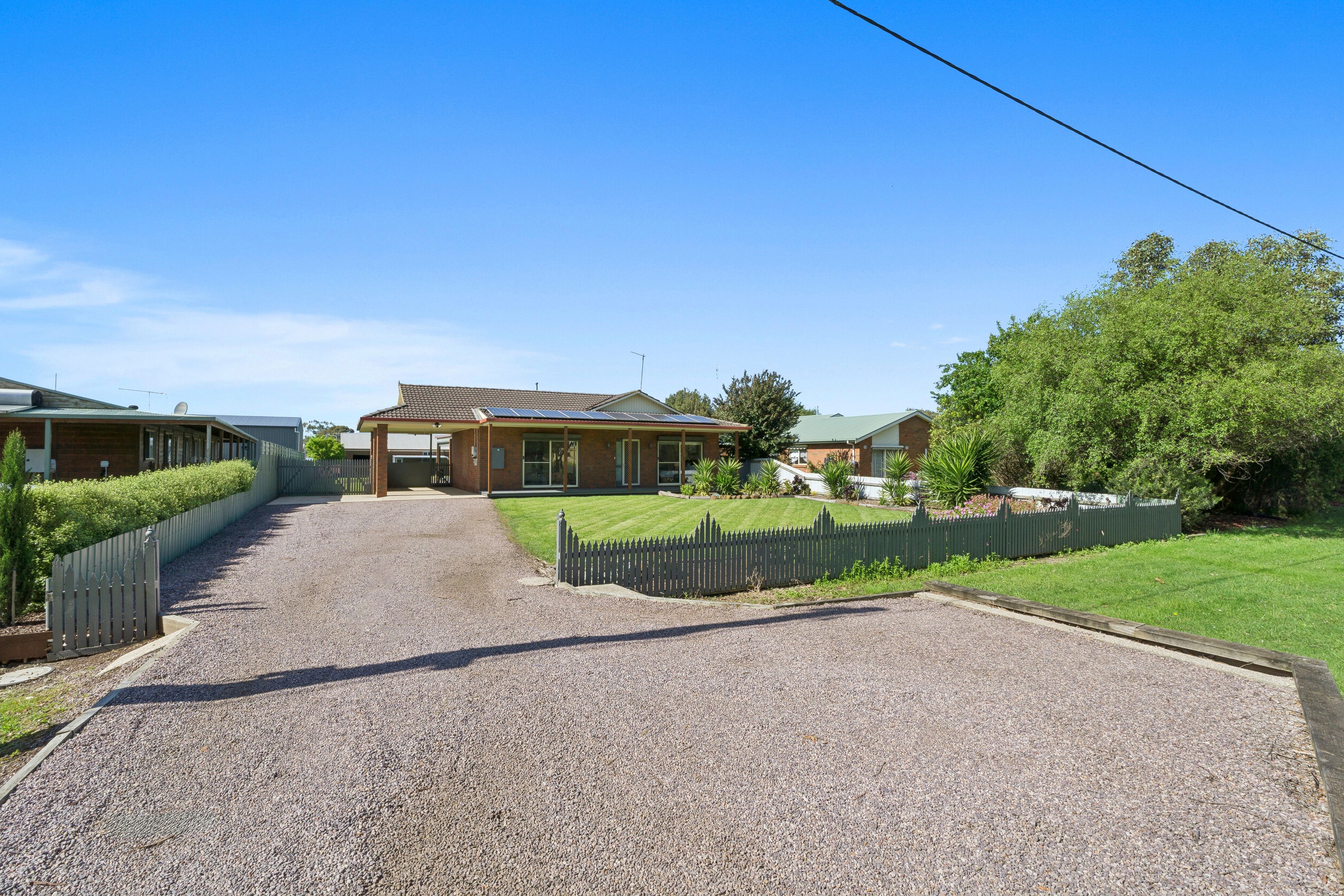 81 Neylon Street, Cobden, VIC 3266