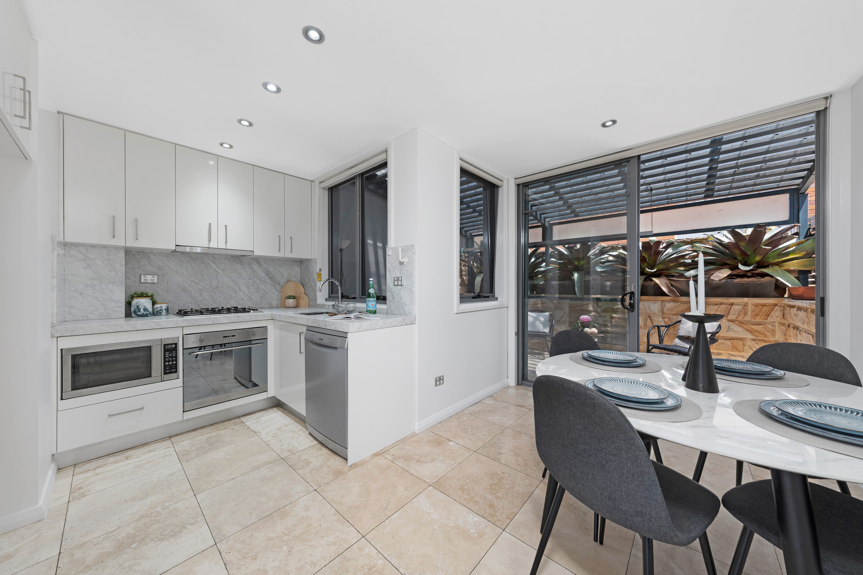 2/1 Martin Place, Mortdale, NSW 2223