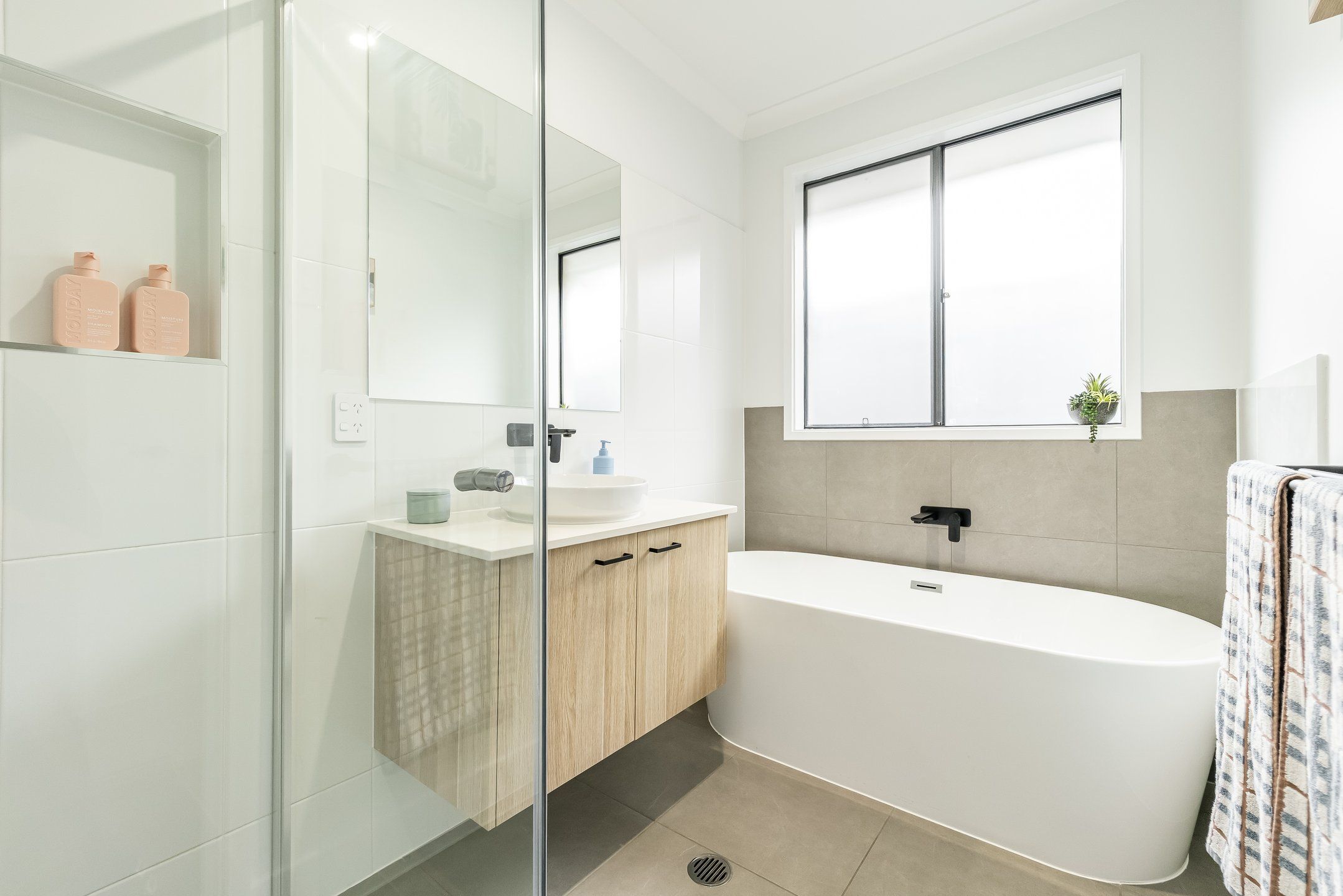 5 Kintyre Close — photo 12 of 21