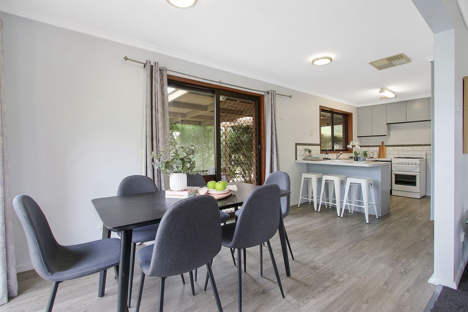 92 Feathertop Circuit, Thurgoona, NSW 2640
