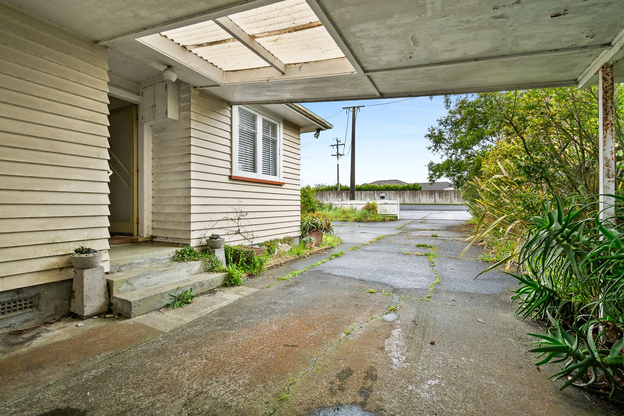164 Aokautere Drive, Fitzherbert, Palmerston North City 4410 Sold House Ray White Palmerston