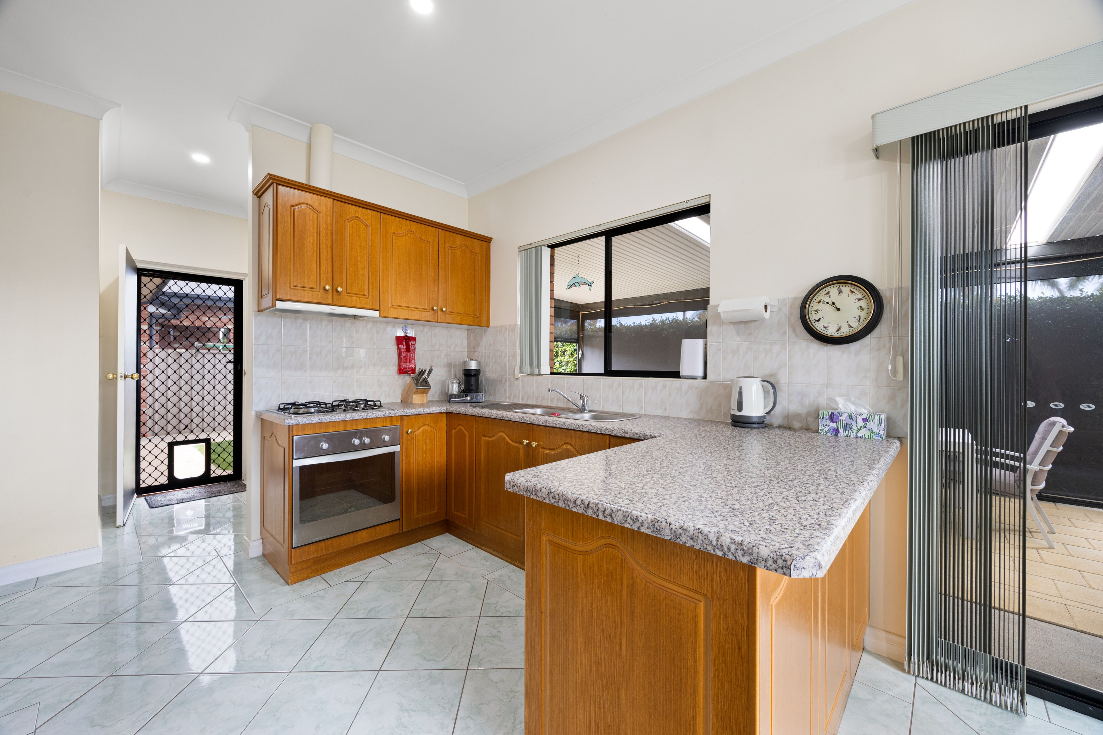 25D Alfred Avenue — photo 7 of 18
