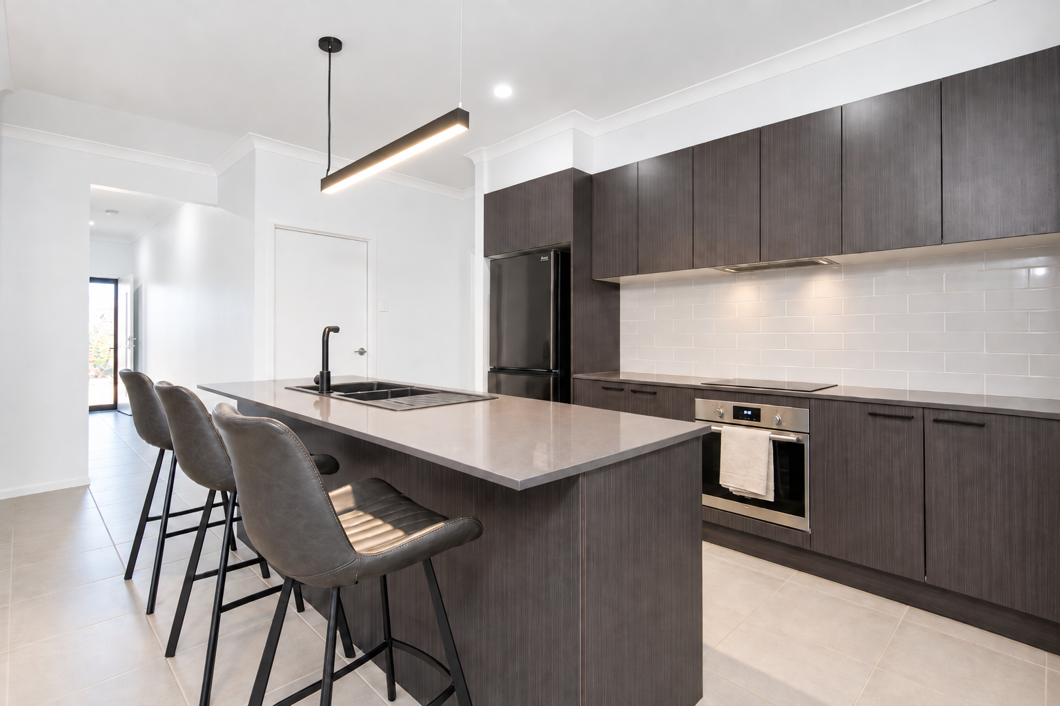 9 Golden Road, Morayfield, QLD 4506