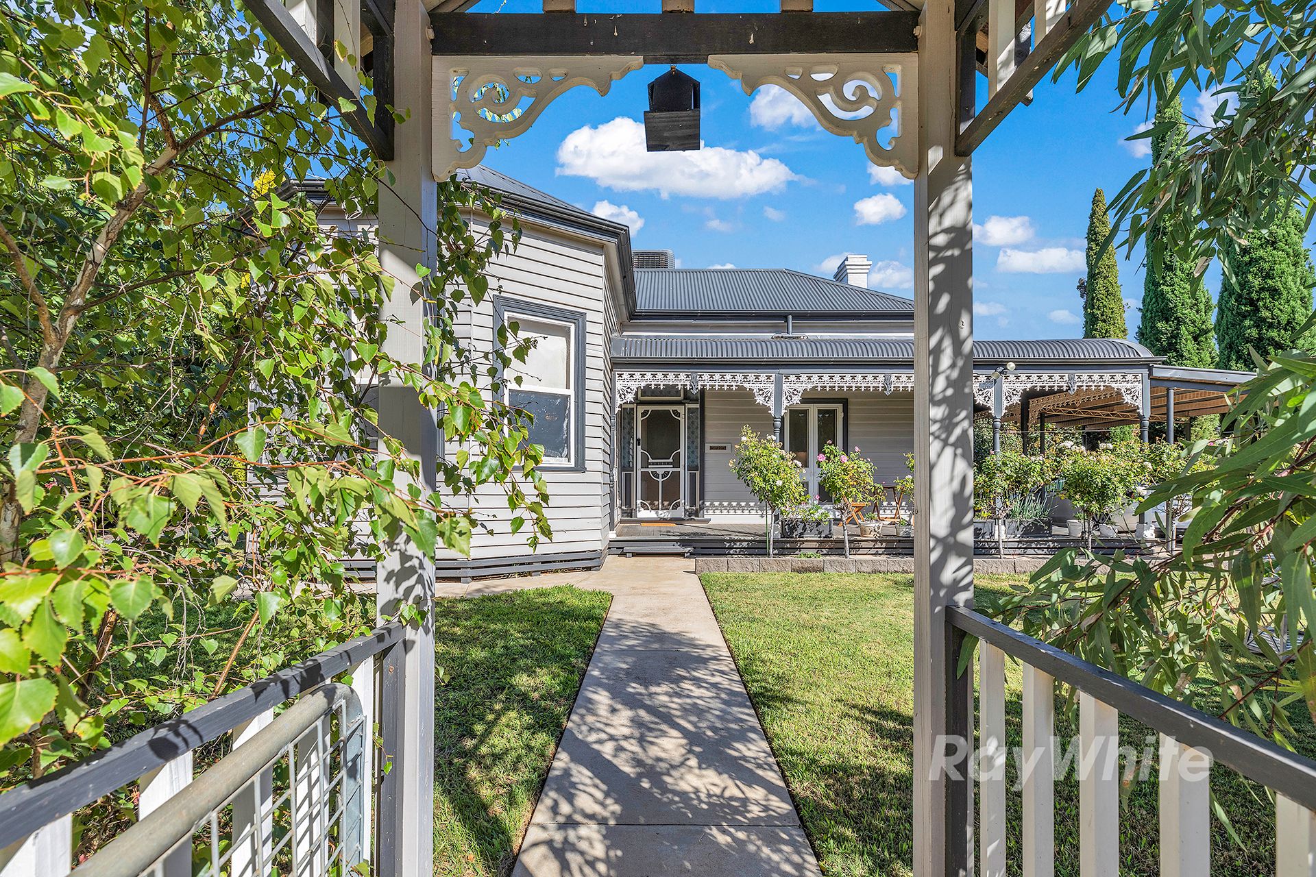 27 Jeffrey Street, Elmore VIC 3558