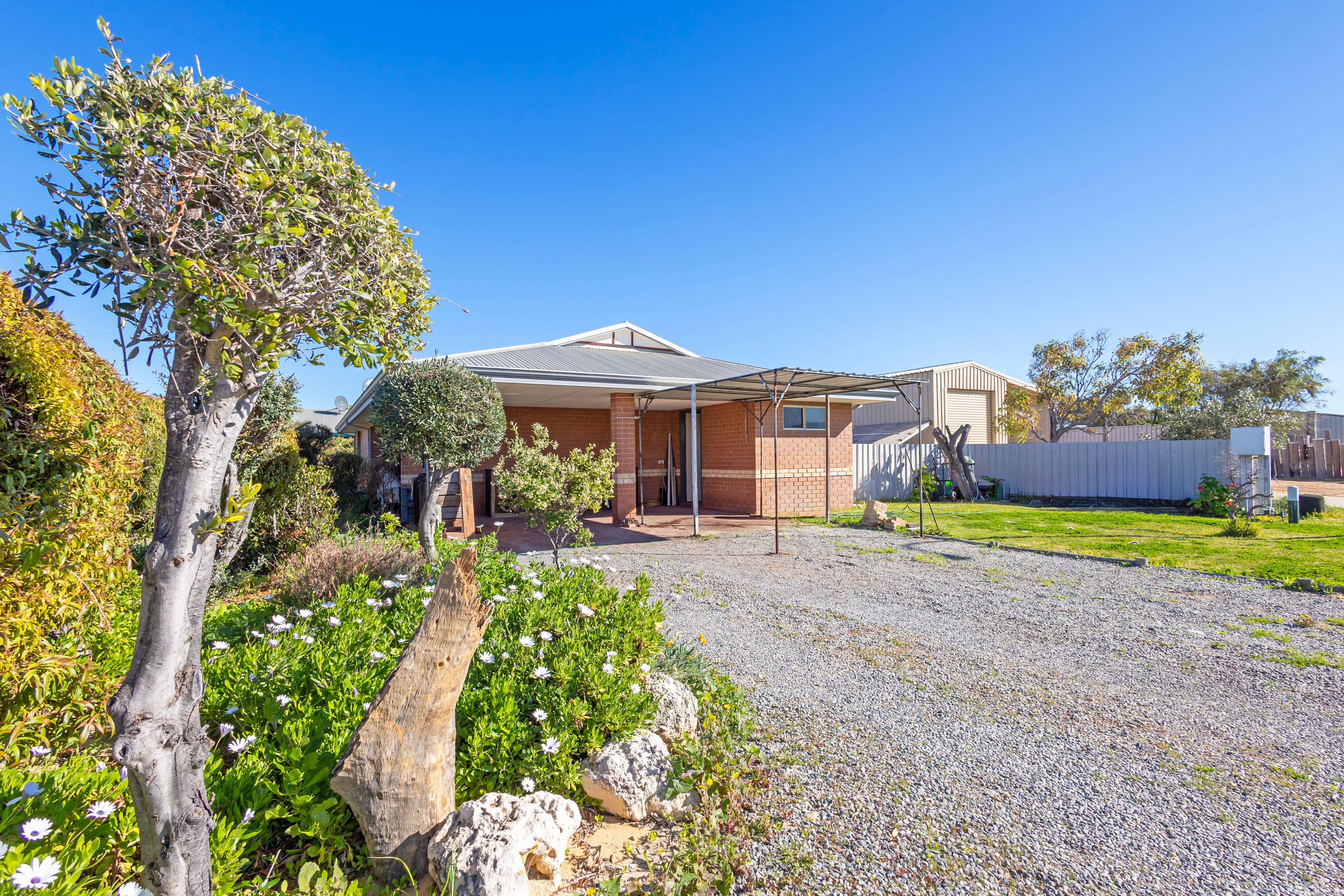 2/3 Williams Place, Green Head, WA 6514