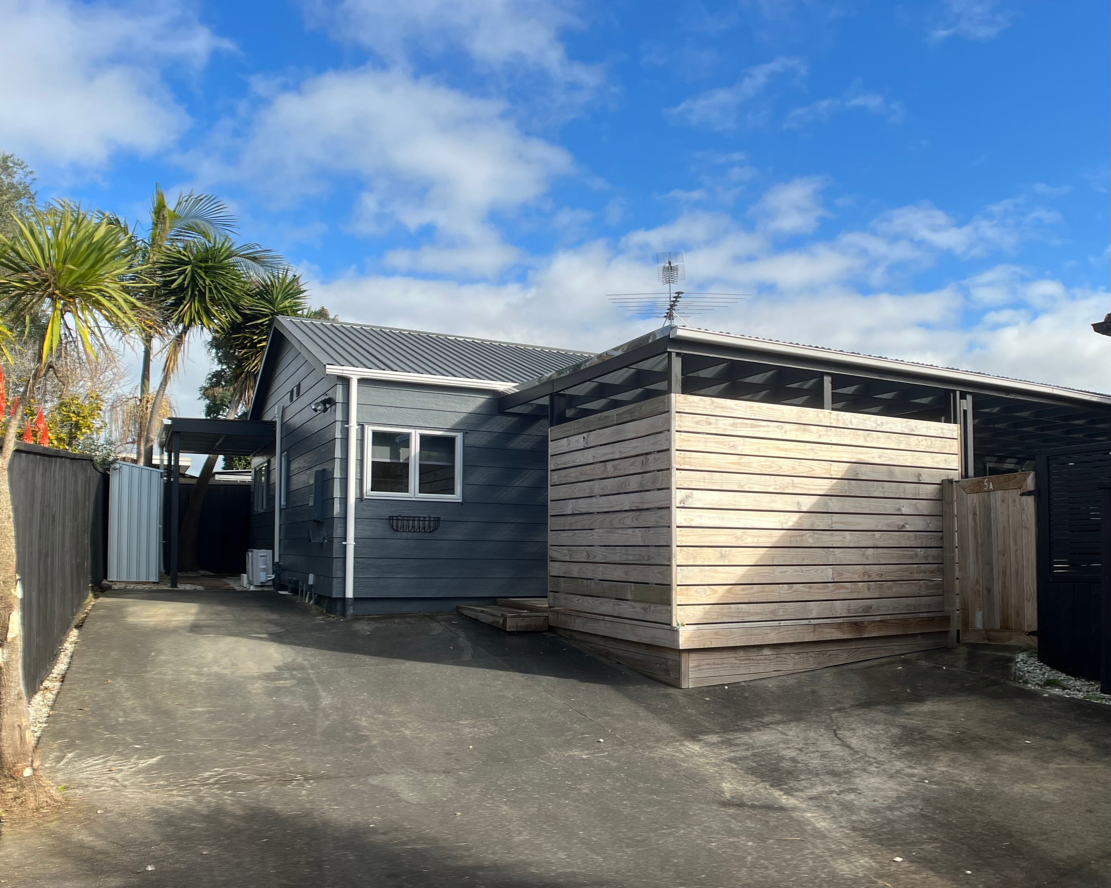 2/5a Everingham Place, Sunnyhills, Manukau City
