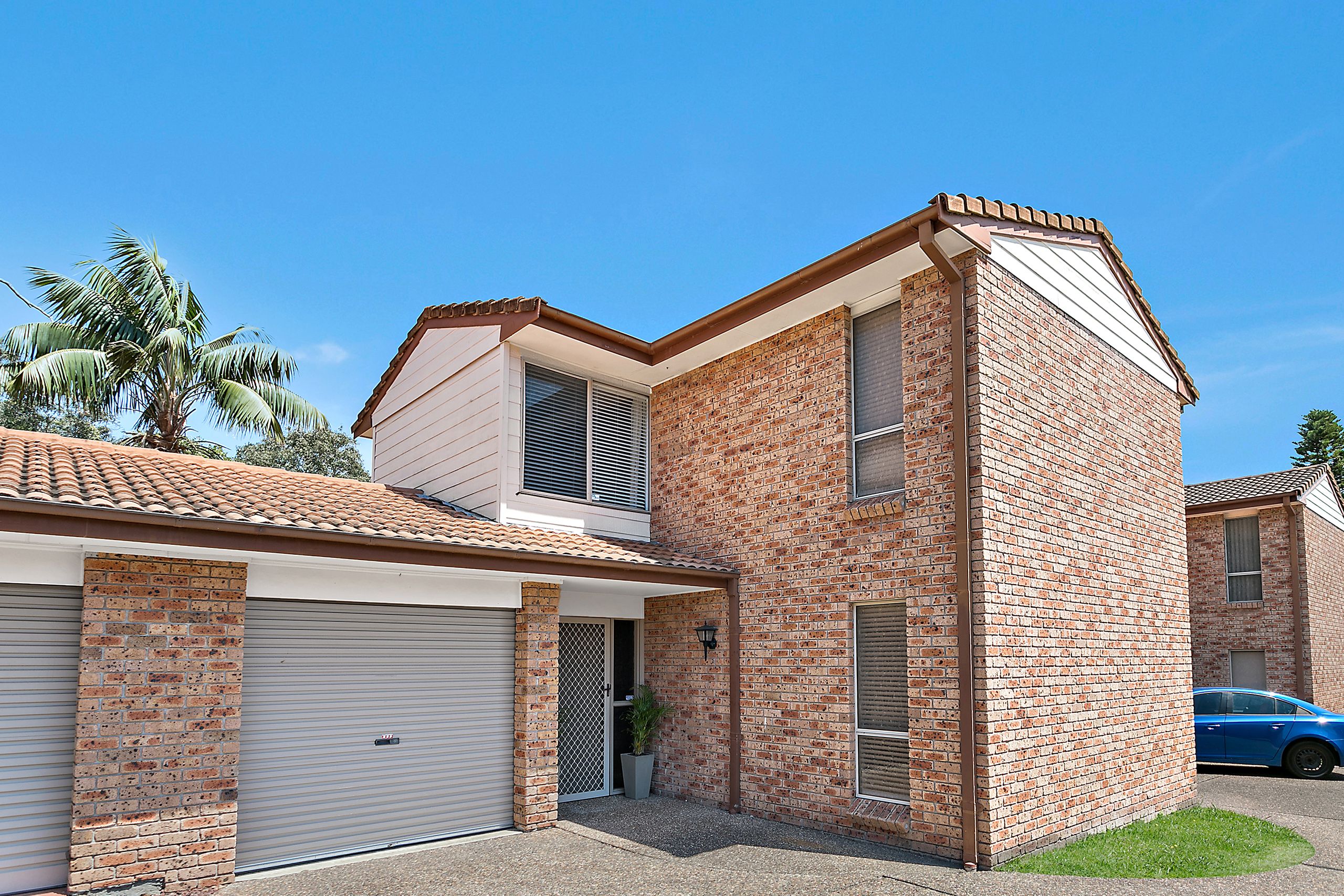 2/63 Parkes Street, Oak Flats, NSW 2529