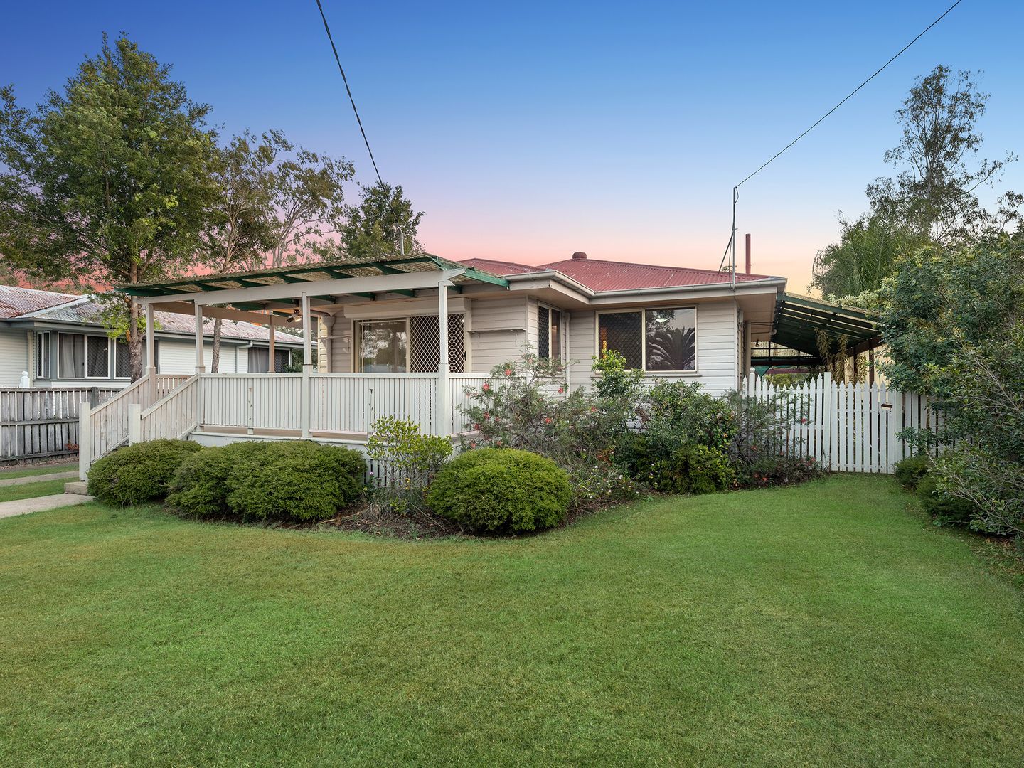 16 Birrell Street, Leichhardt, QLD 4305