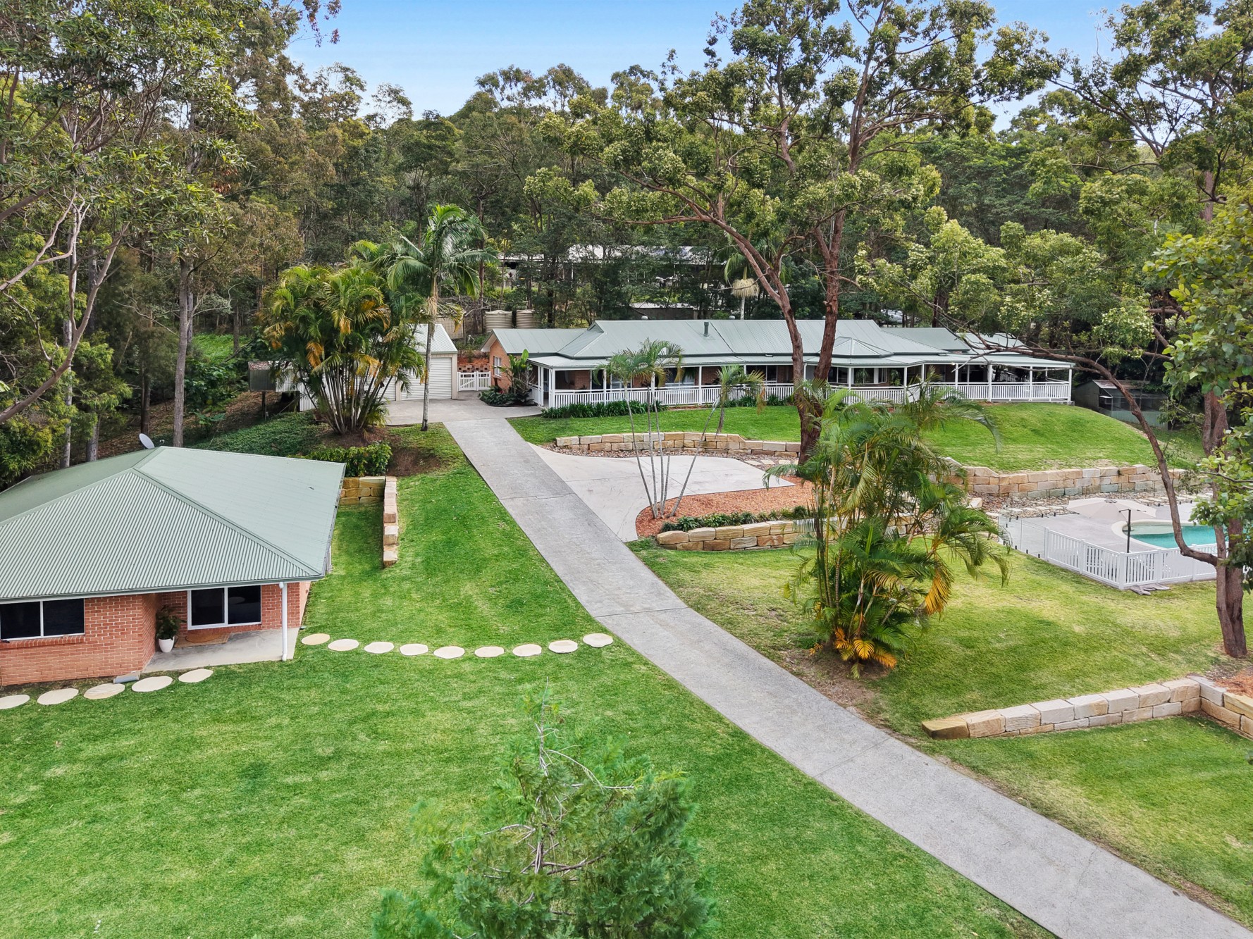 32 Ferny Ridge Court, Bonogin, QLD 4213