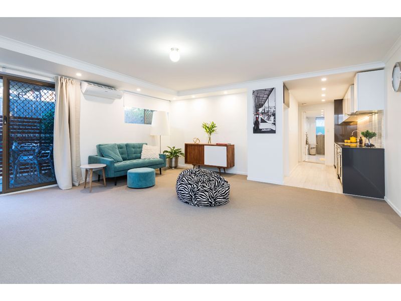 11/3 Curd Street, Greenslopes, QLD 4120
