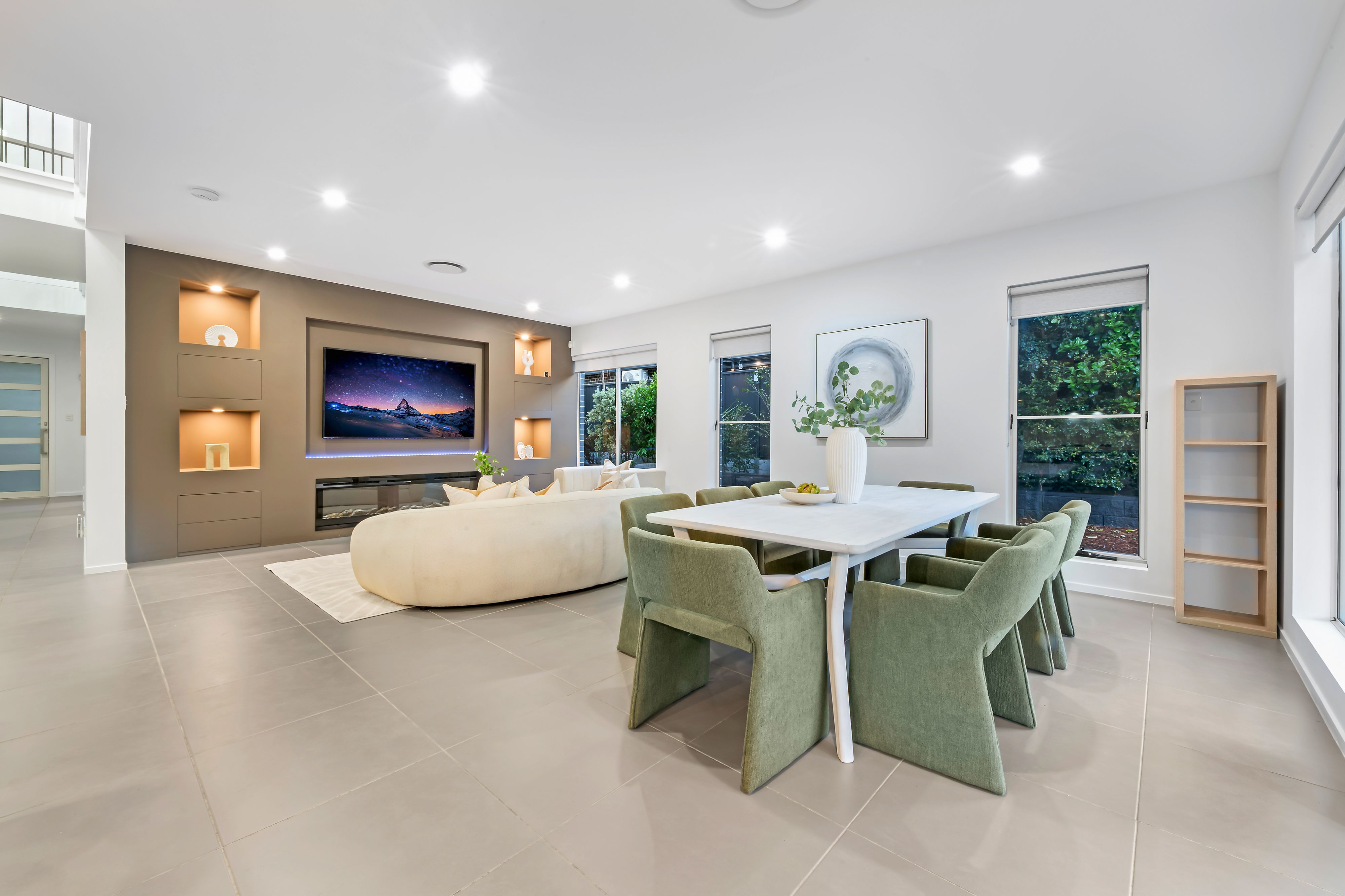 17 Dahlia Circuit — photo 3 of 15
