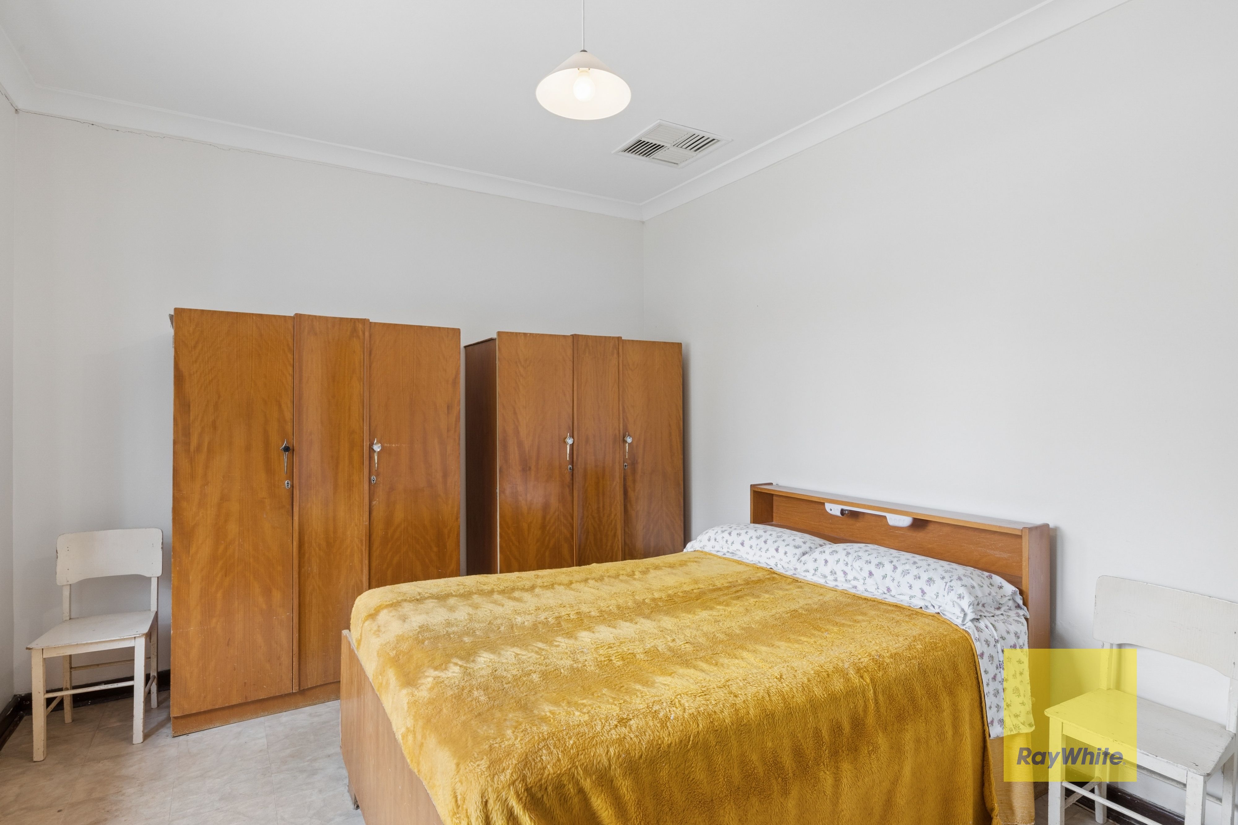 65 Bushby Street — photo 12 of 24