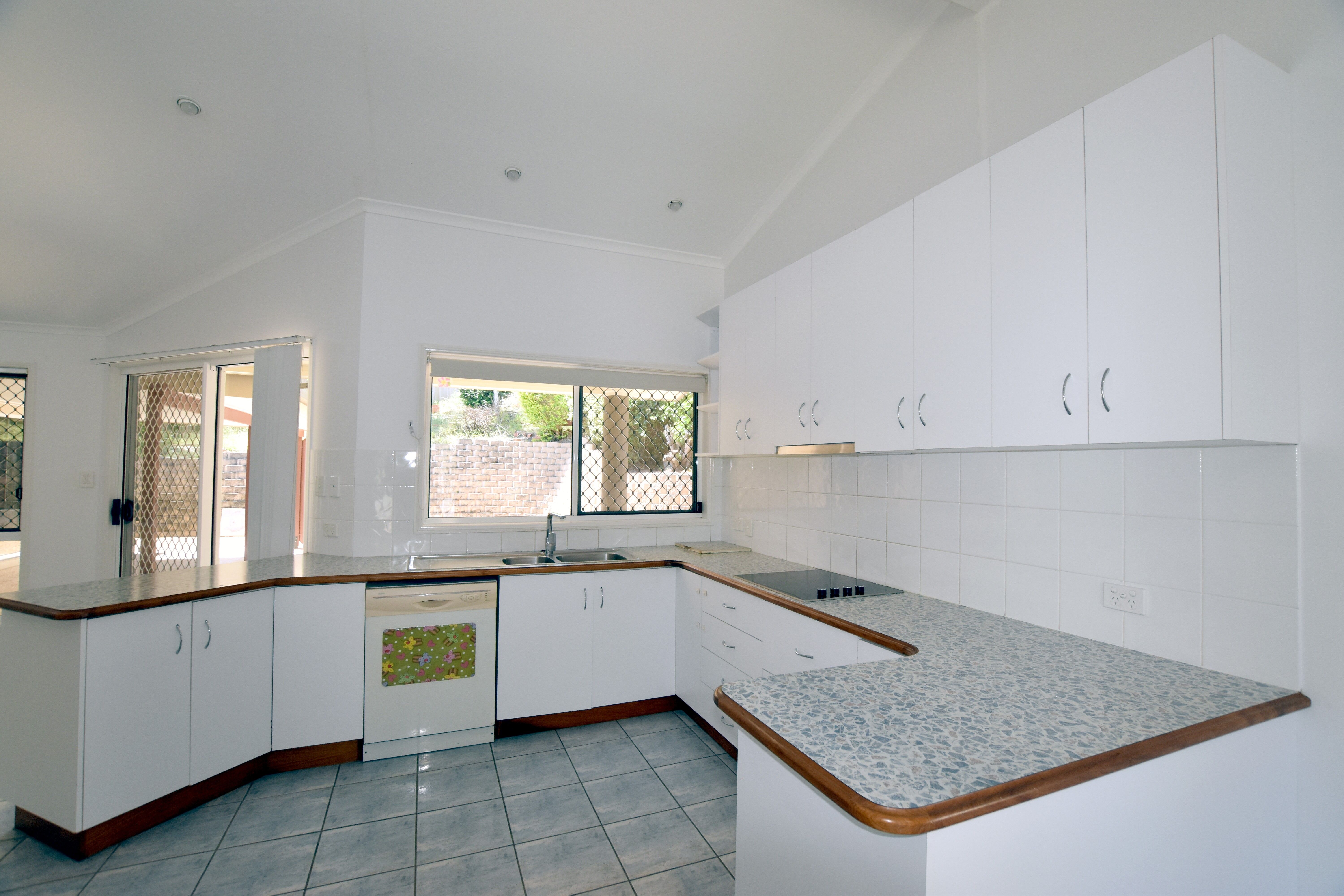 11 Gapparis Street — photo 8 of 14