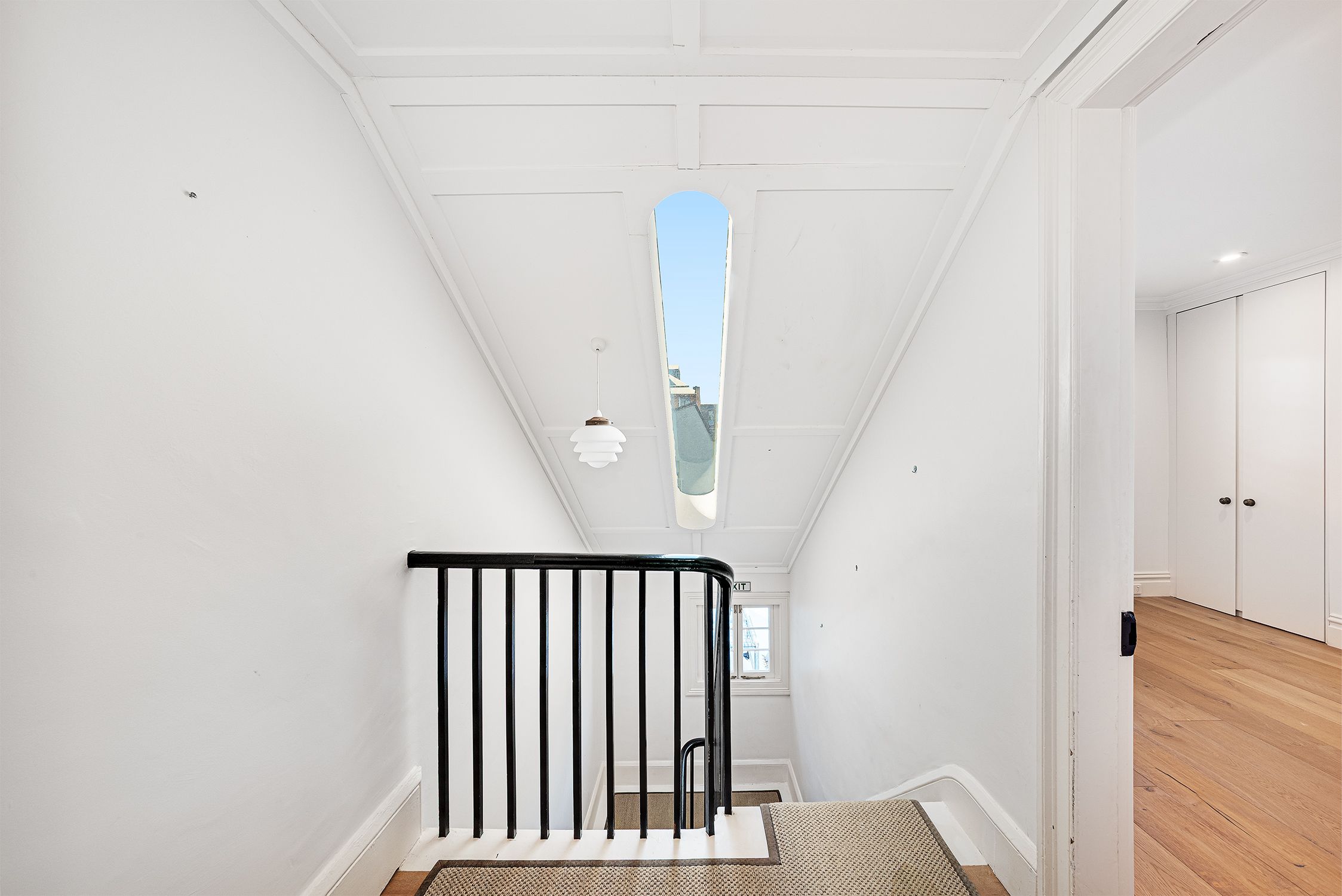 402 Bourke Street — photo 11 of 18
