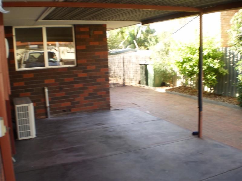 1B Hamersley Way — photo 4 of 4