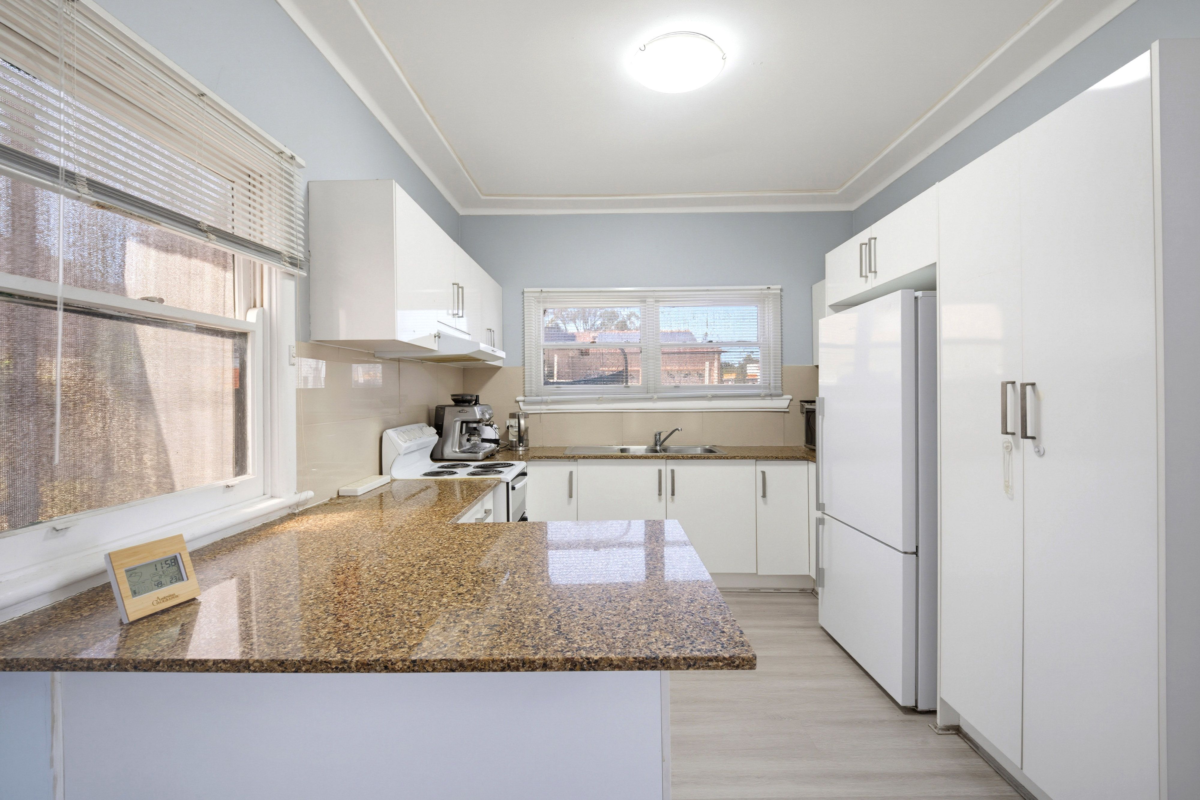 393 Marion Street — photo 4 of 9