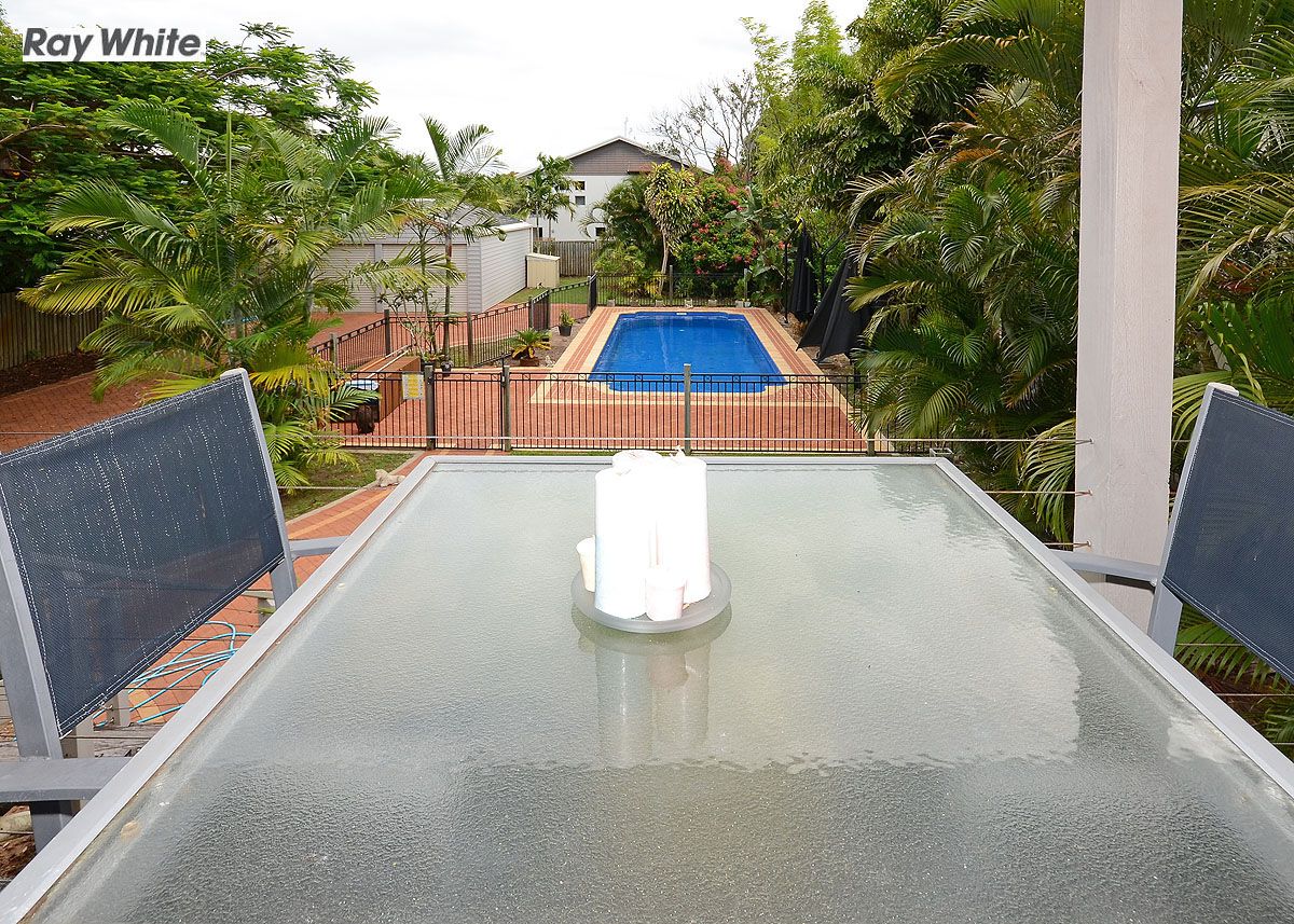 532 Charlton Esplanade, Urangan, QLD 4655