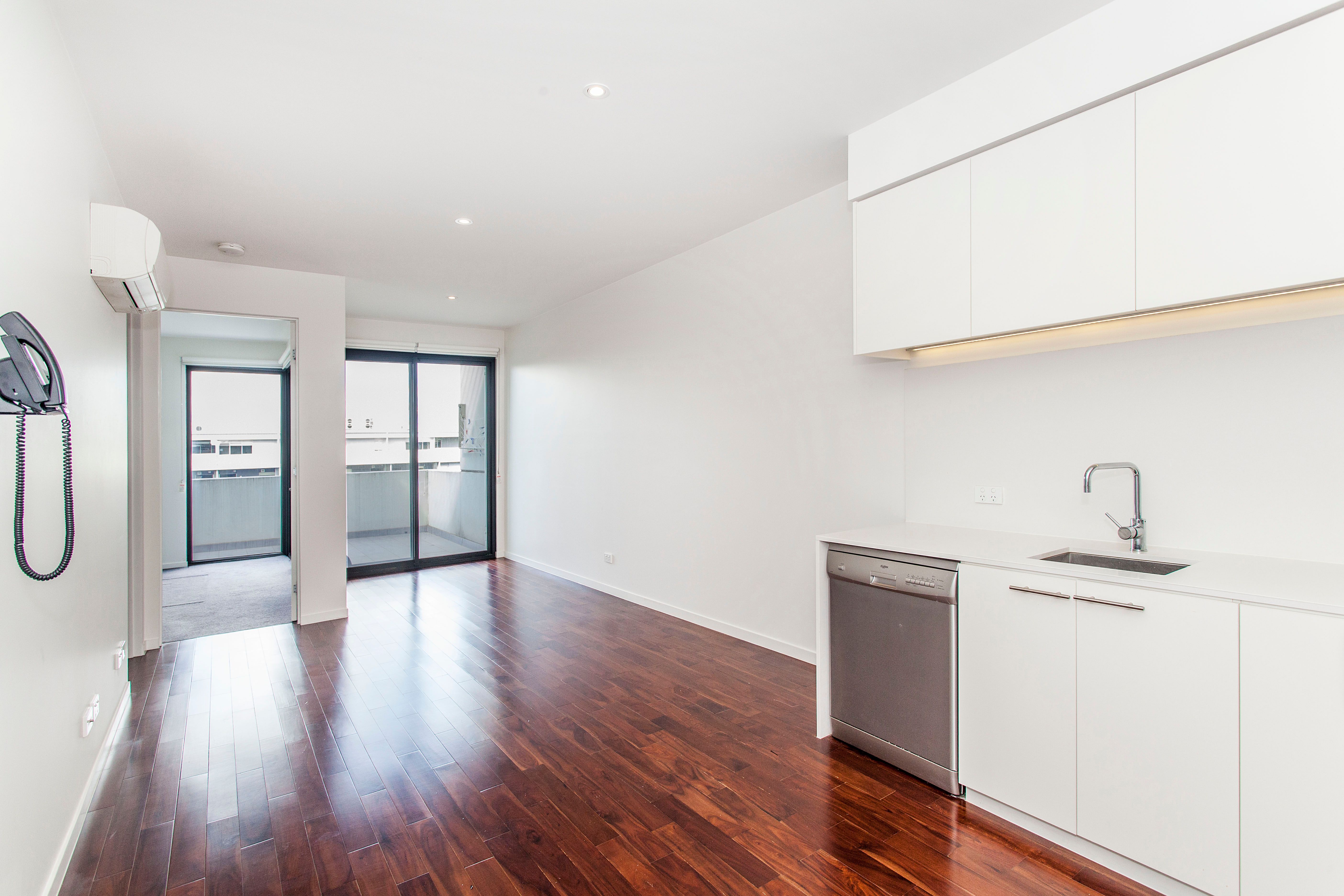 417 660 Blackburn Road Notting Hill Vic 3168 Leased Apartment