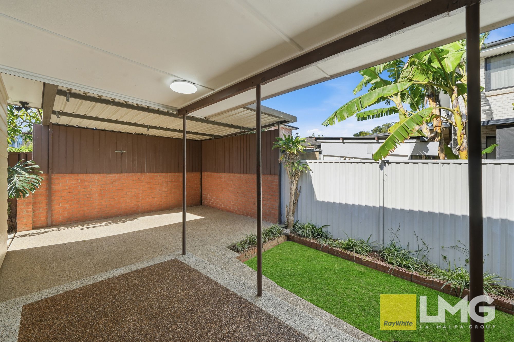6A Dempster Crescent, Regents Park, NSW 2143